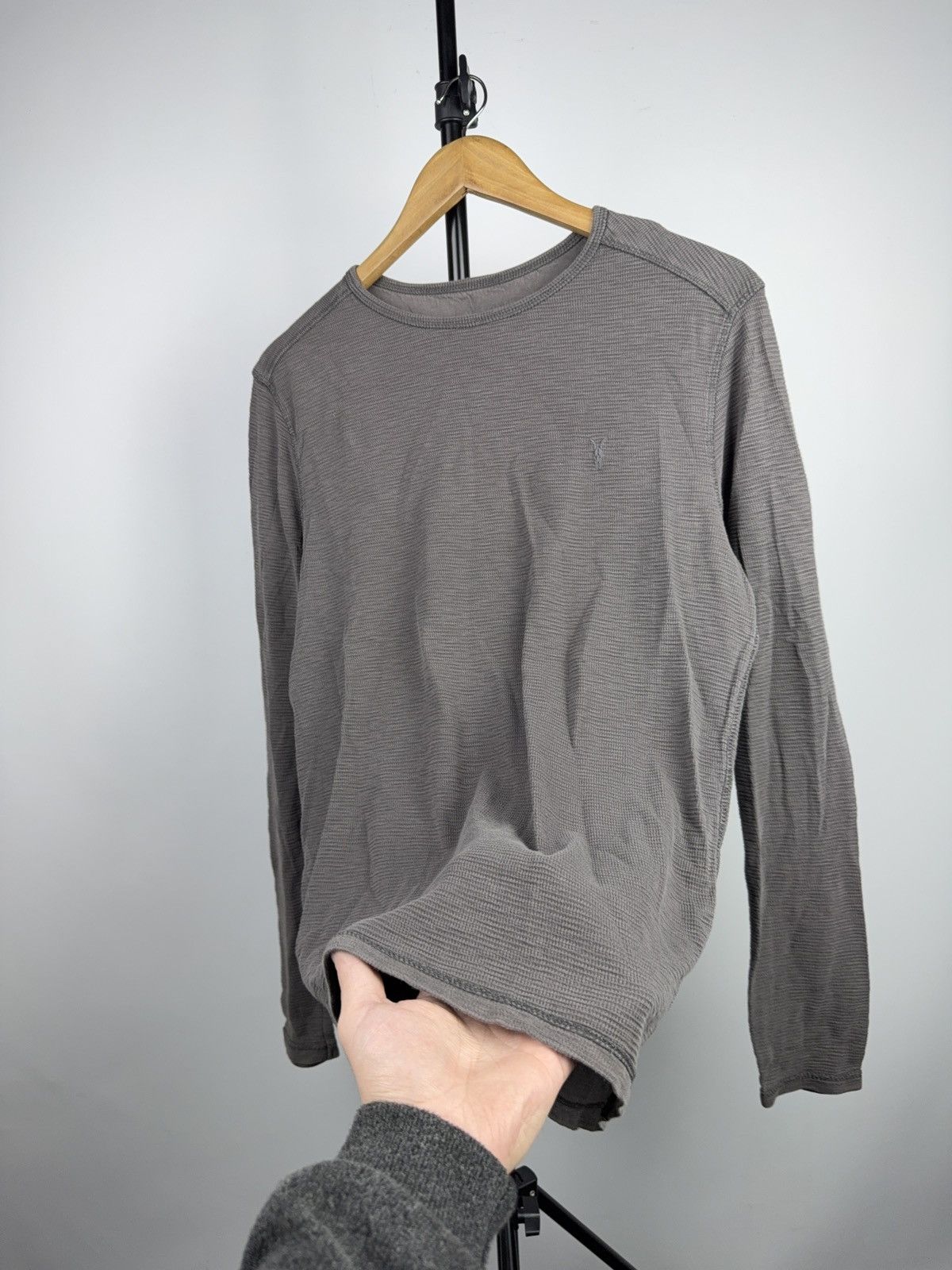 Allsaints 00s AllSaints Ribbed Thermal Long Sleeve Crewneck Grey Size US S / EU 44-46 / 1 - 5 Thumbnail