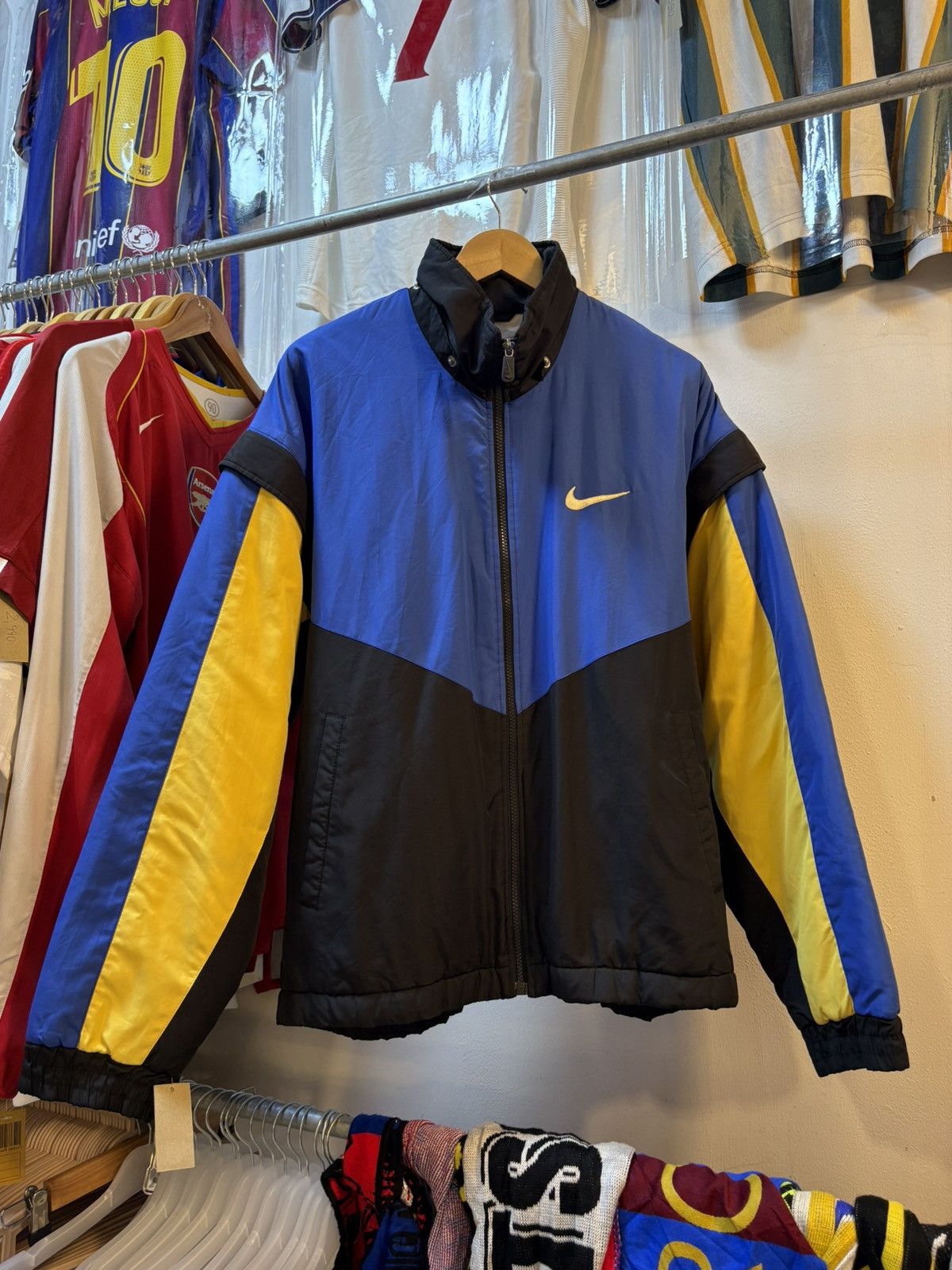 Nike Vintage Nike Swoosh Puffer Jacket Size US M / EU 48-50 / 2 - 1 Thumbnail