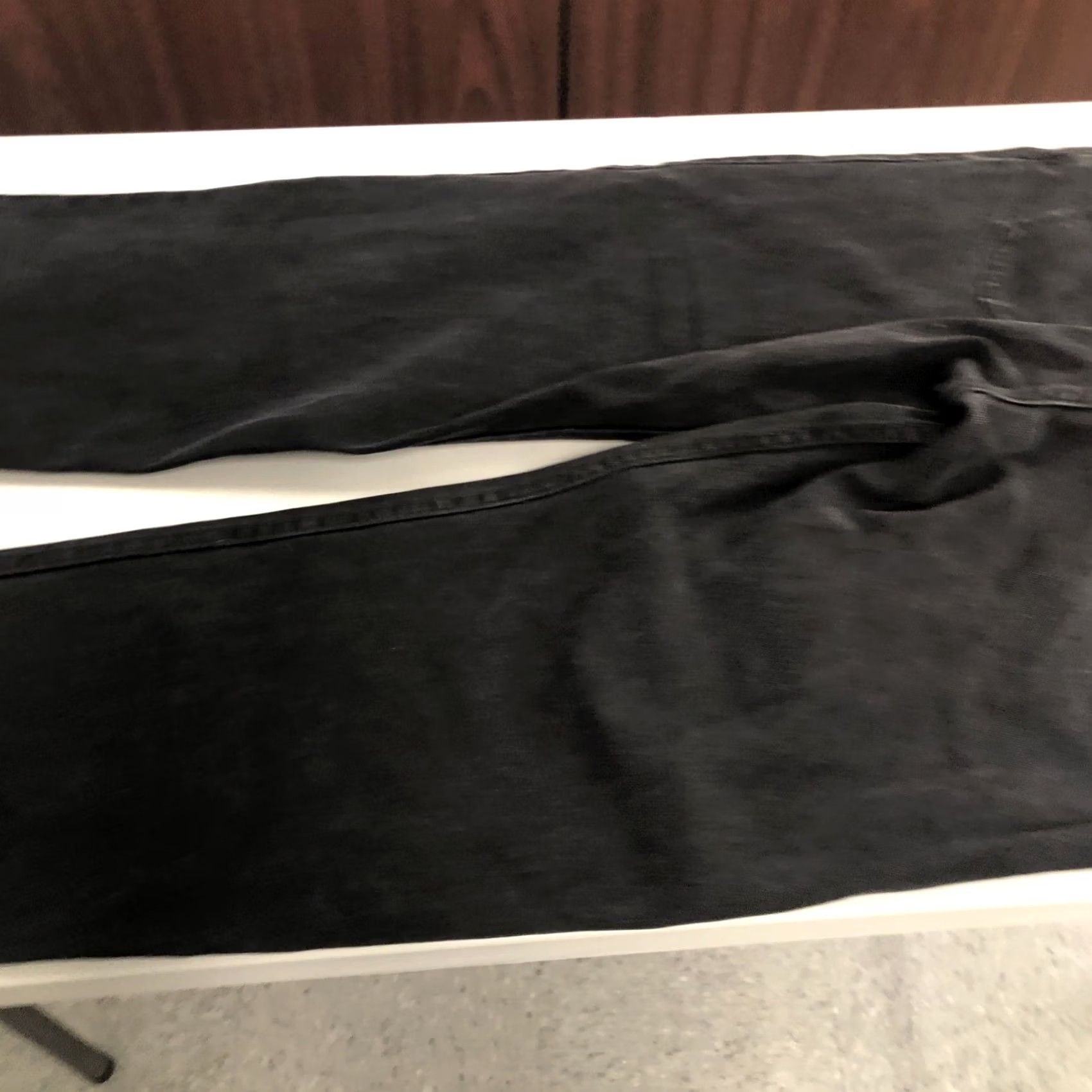 Levi's Levi's Jeans 550 37x28 Black Relaxed Straight 100% Cotton Denim Mens Regular Waist 37 Inseam 28 - Dark Wash Vintage No Size US 37 - 5 Thumbnail