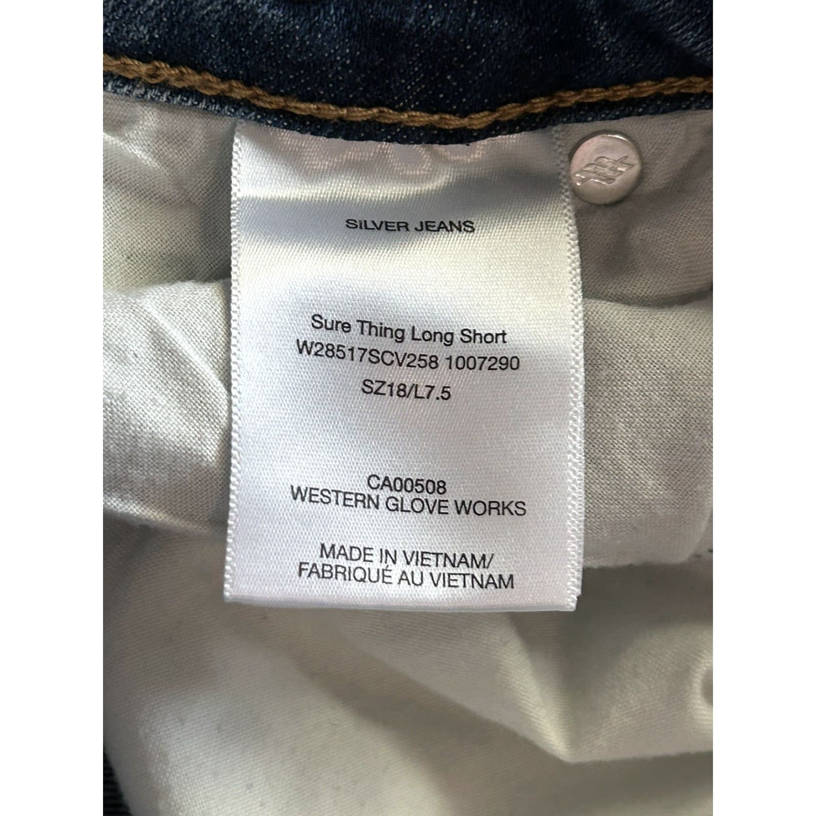 Silver Jeans Co. Silver Jeans Short High-Rise Distressed Blue Womens Size 18 Size 40" / US 18 - 5 Thumbnail