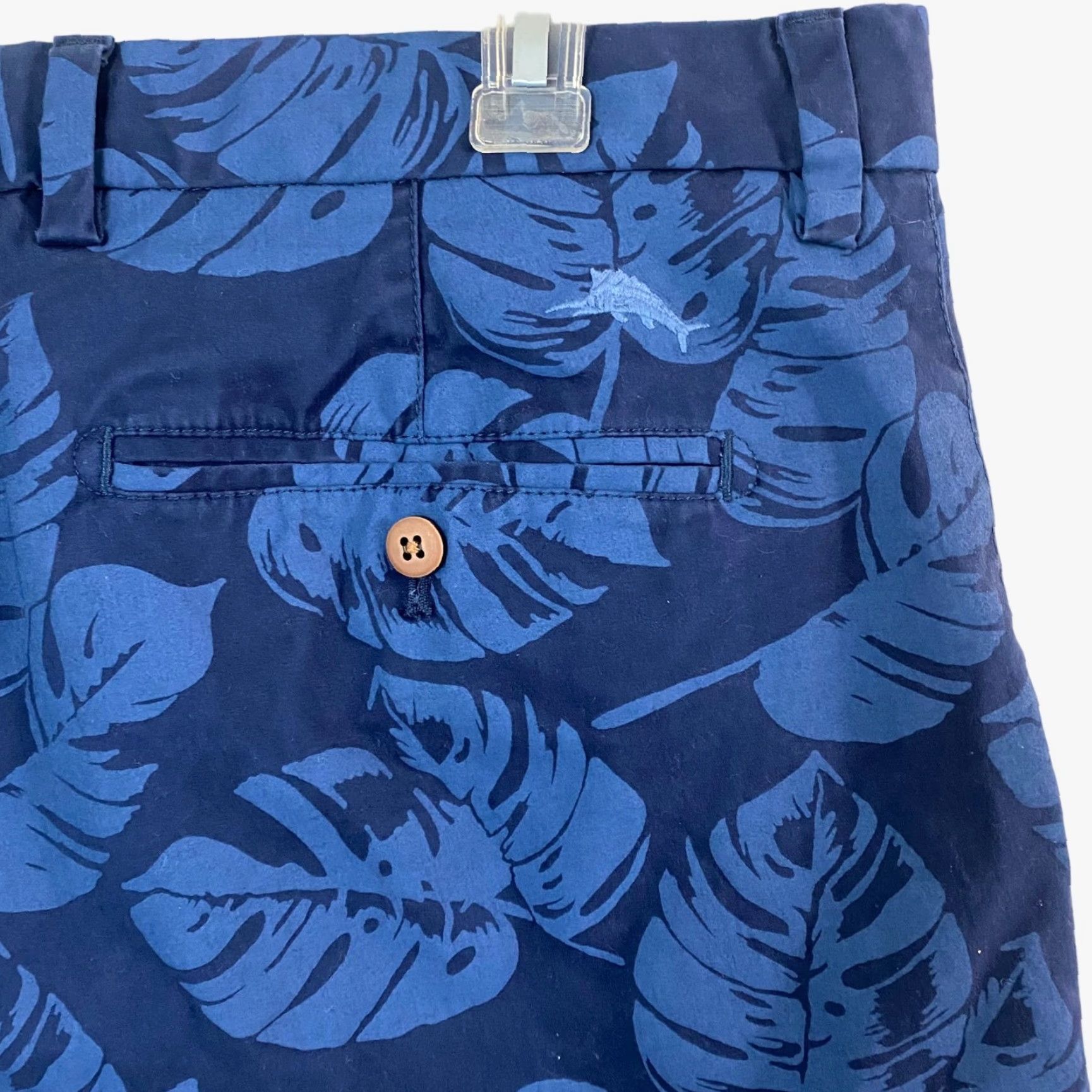 Tommy Bahama VINTAGE Tommy Bahama Shorts Puerto Real Fronds Blue Tropical Leaf Print Mens 38 Size US 38 / EU 54 - 7 Thumbnail