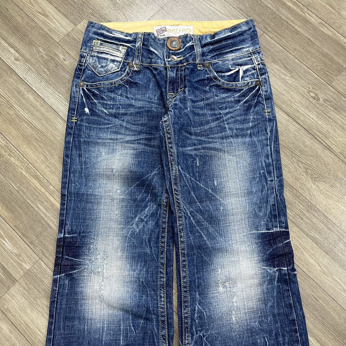 If Six Was Nine Y2K RedPepper Embrodered Distressed Lgb Faded Flared Jeans Size 28" / US 6 / IT 42 - 6 Thumbnail