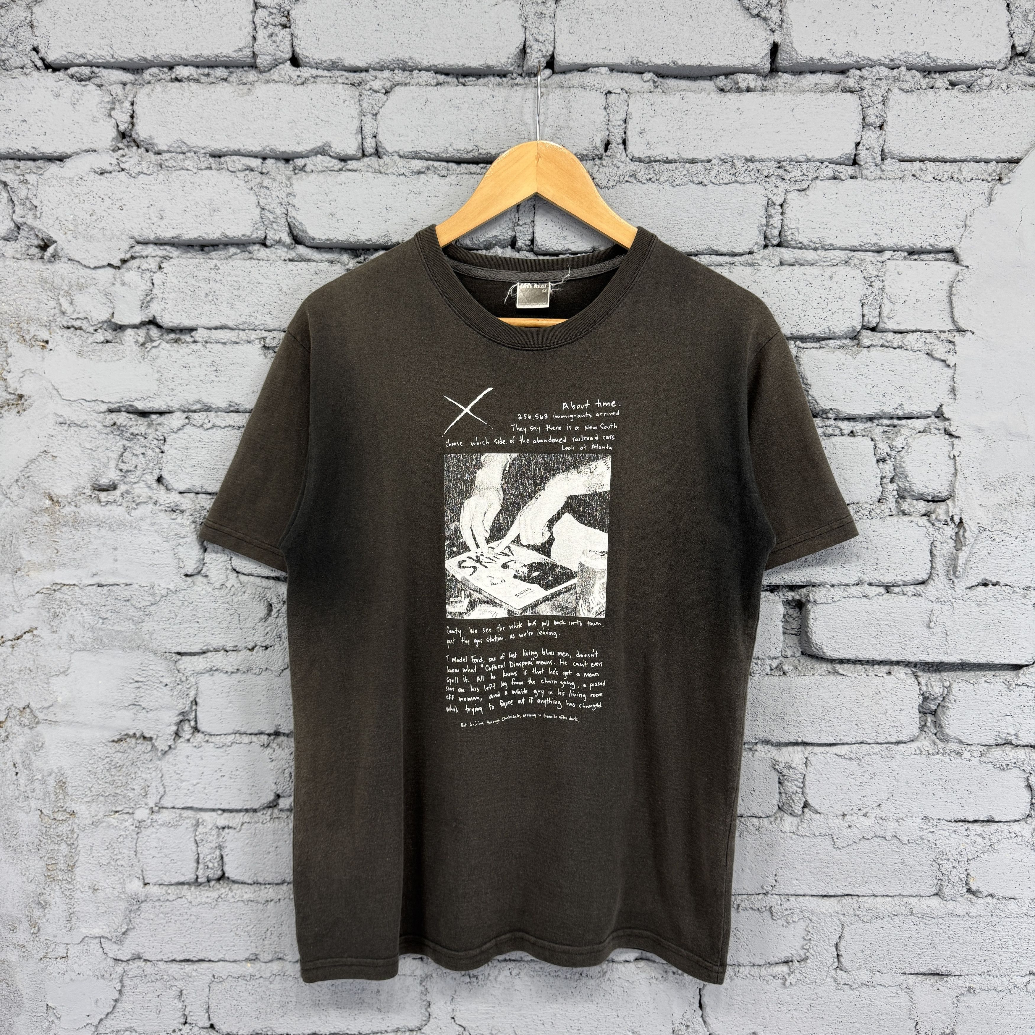 Japanese Brand Rare Vintage Japanese Brand Free Beat Sunfaded Tshirt Size US M / EU 48-50 / 2 - 1 Thumbnail