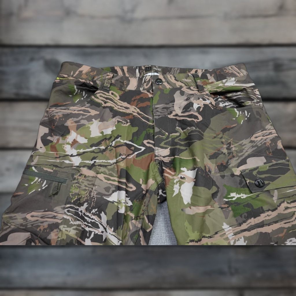 Under Armour VINTAGE Under Armour Pants Mens 44x32 Brown Camo Ridge Reaper Hunting Outdoors Loose NWT Size US 44 / EU 60 - 1 Thumbnail