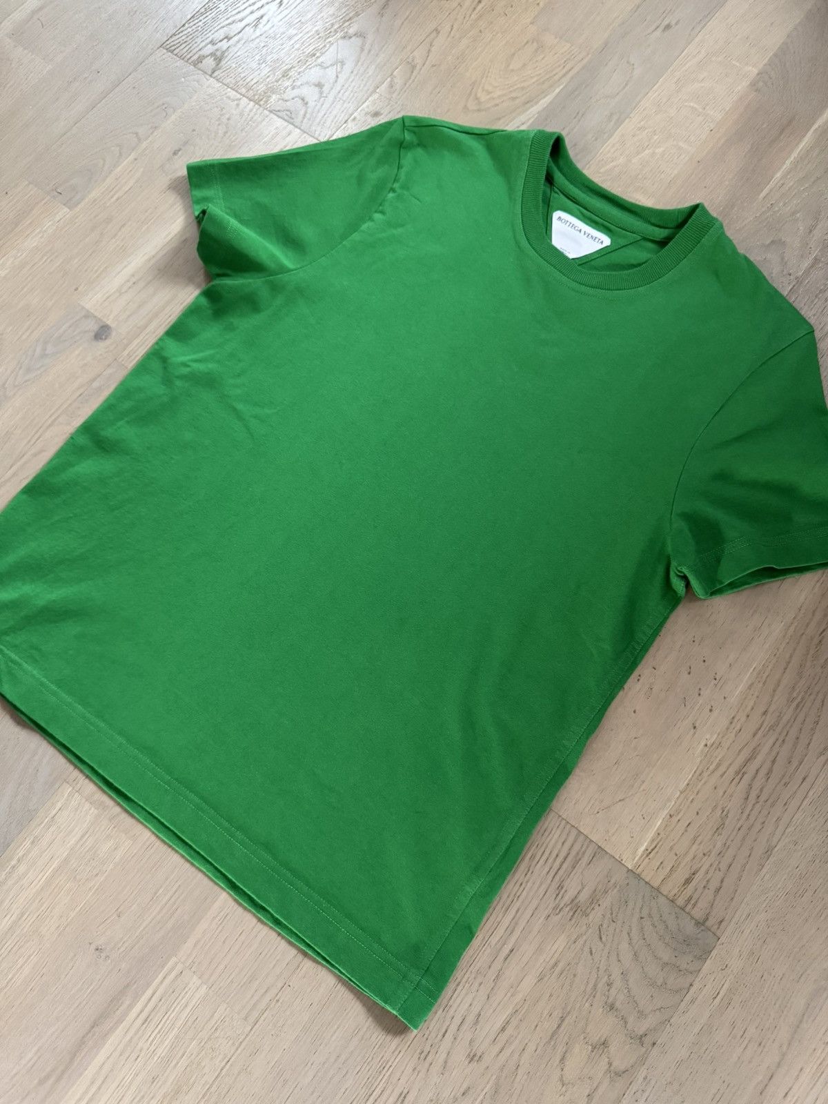Bottega Veneta BOTTEGA VENETA TSHIRT SEE TAPE MEASUREMENTS FITS LIKE XS !!! Size US M / EU 48-50 / 2 - 2 Thumbnail