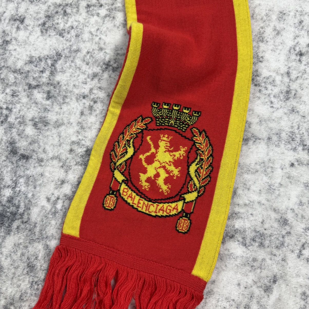 Adidas × Balenciaga Balenciaga & Adidas FW/22 Soccer ‘Red/White’ Scarf Size ONE SIZE - 2 Thumbnail