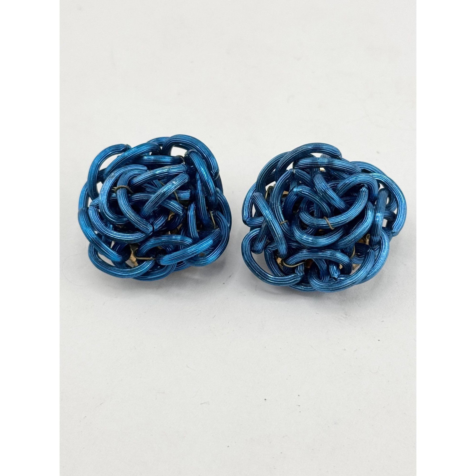 Vintage Vintage blue chain cluster clip on earrings Size ONE SIZE - 2 Thumbnail