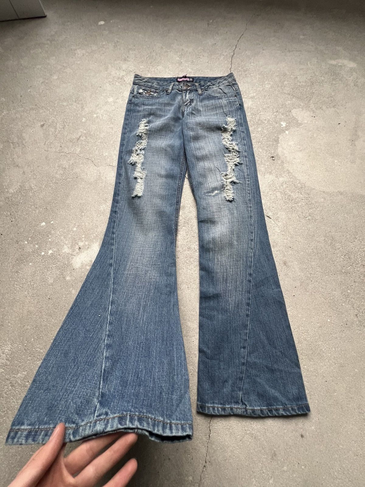 Hysteric Glamour × If Six Was Nine × Le Grande Bleu (L.G.B.) Rare Flared Distressed IfSixWasNine Junya LGB vintage jeans Size 28" / US 6 / IT 42 - 7 Thumbnail