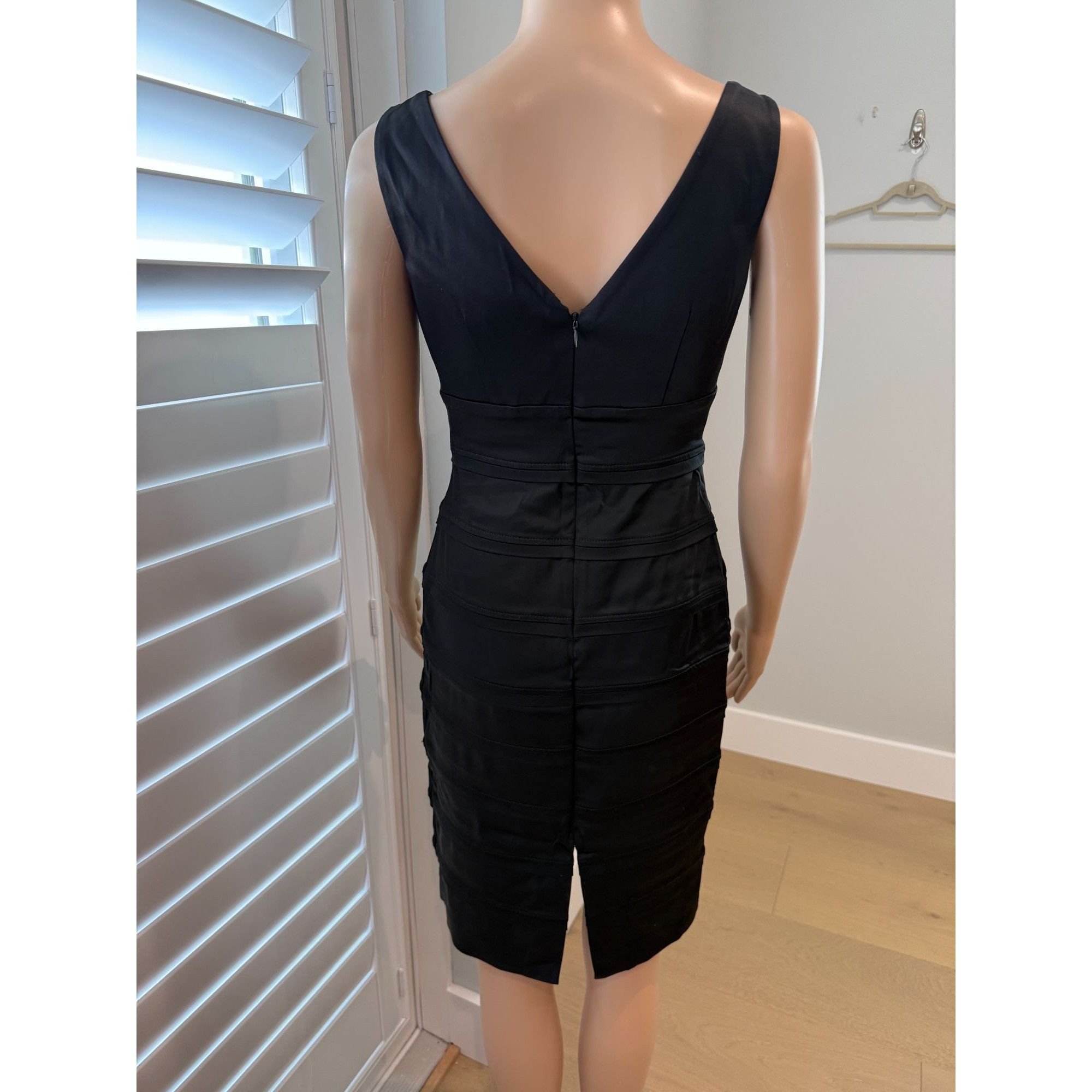 Calvin Klein Calvin Klein Satin Like Sheath Cocktail Dress, size 2 Size XS / US 0-2 / IT 36-38 - 2 Thumbnail
