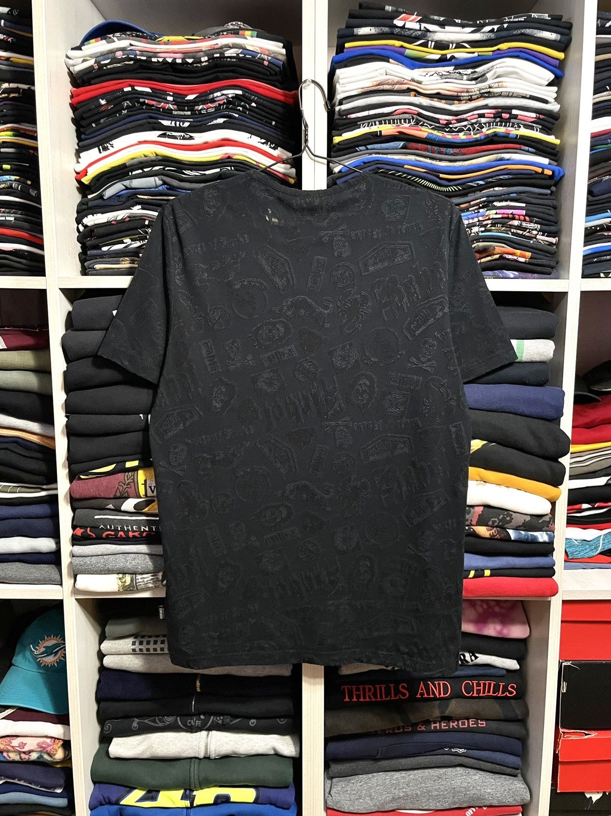 Versace Jeans Couture ARCHIVE Versace Jeans Couture Monogram Mesh T-Shirt Vintage Size US L / EU 52-54 / 3 - 9 Thumbnail