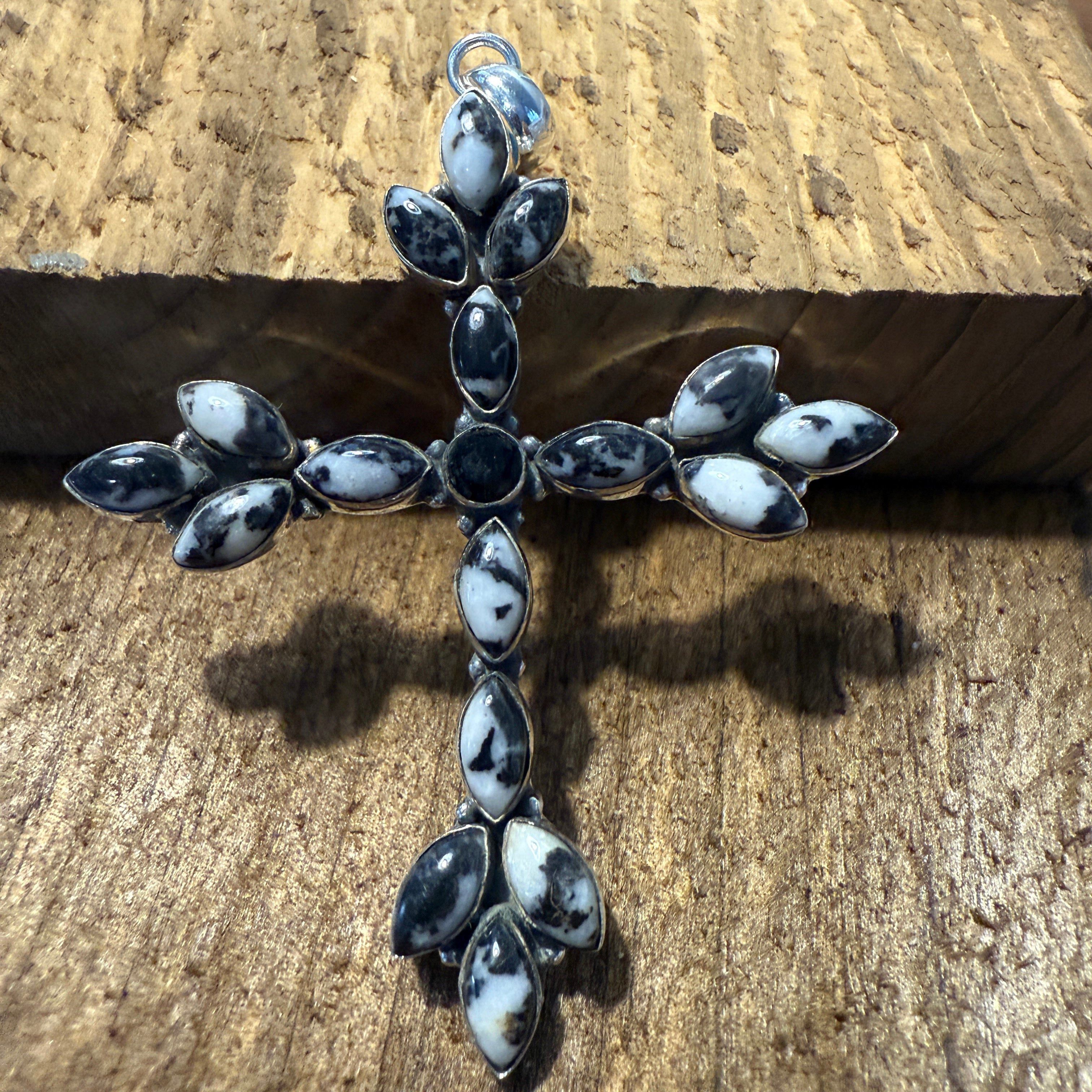 Other White Buffalo Dahlia Turquoise Navajo Gemstone Pendant Size ONE SIZE - 4 Thumbnail