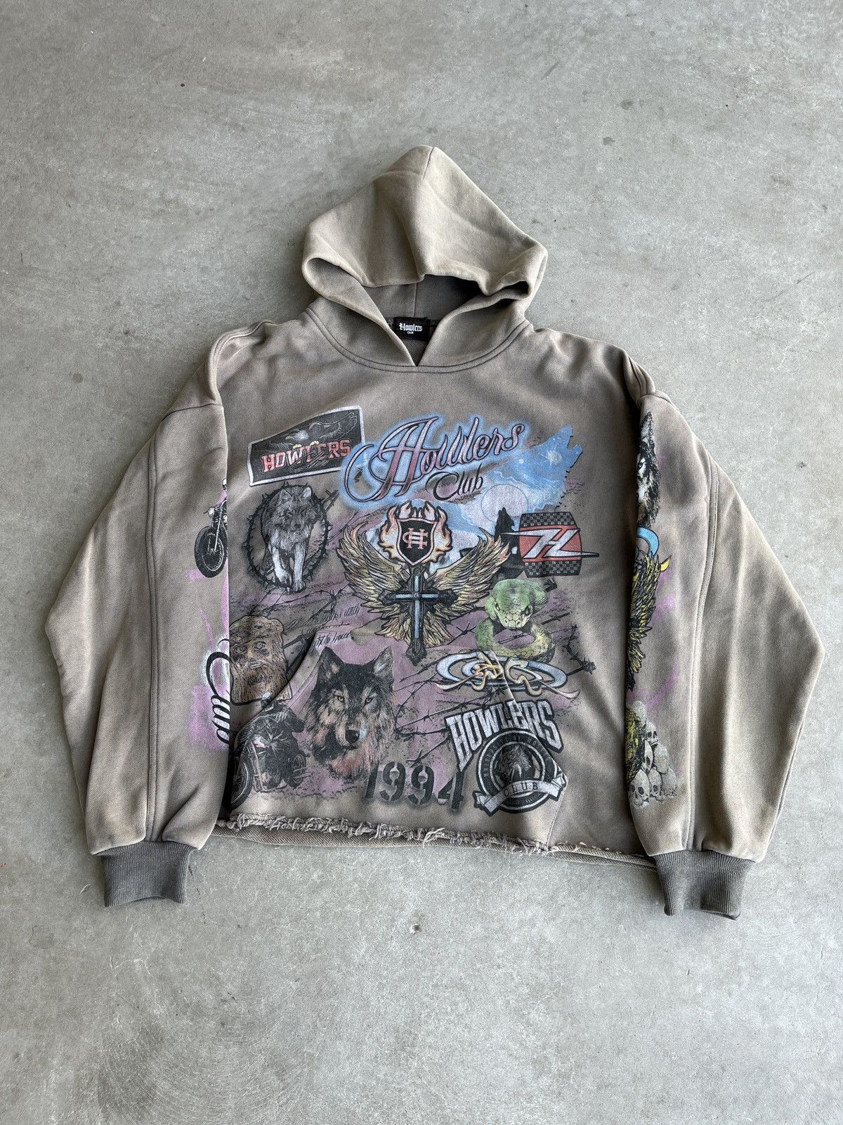 Other Howlers Club Faded Graphic Hoodie (unisex) Size US L / EU 52-54 / 3 - 1 Thumbnail