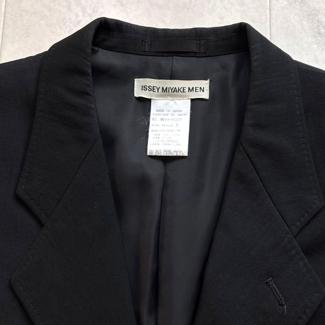 Issey Miyake ISSEY MIYAKE JACKET Wool Gabardine 3-Button Men Black S Used Size US S / EU 44-46 / 1 - 3 Thumbnail