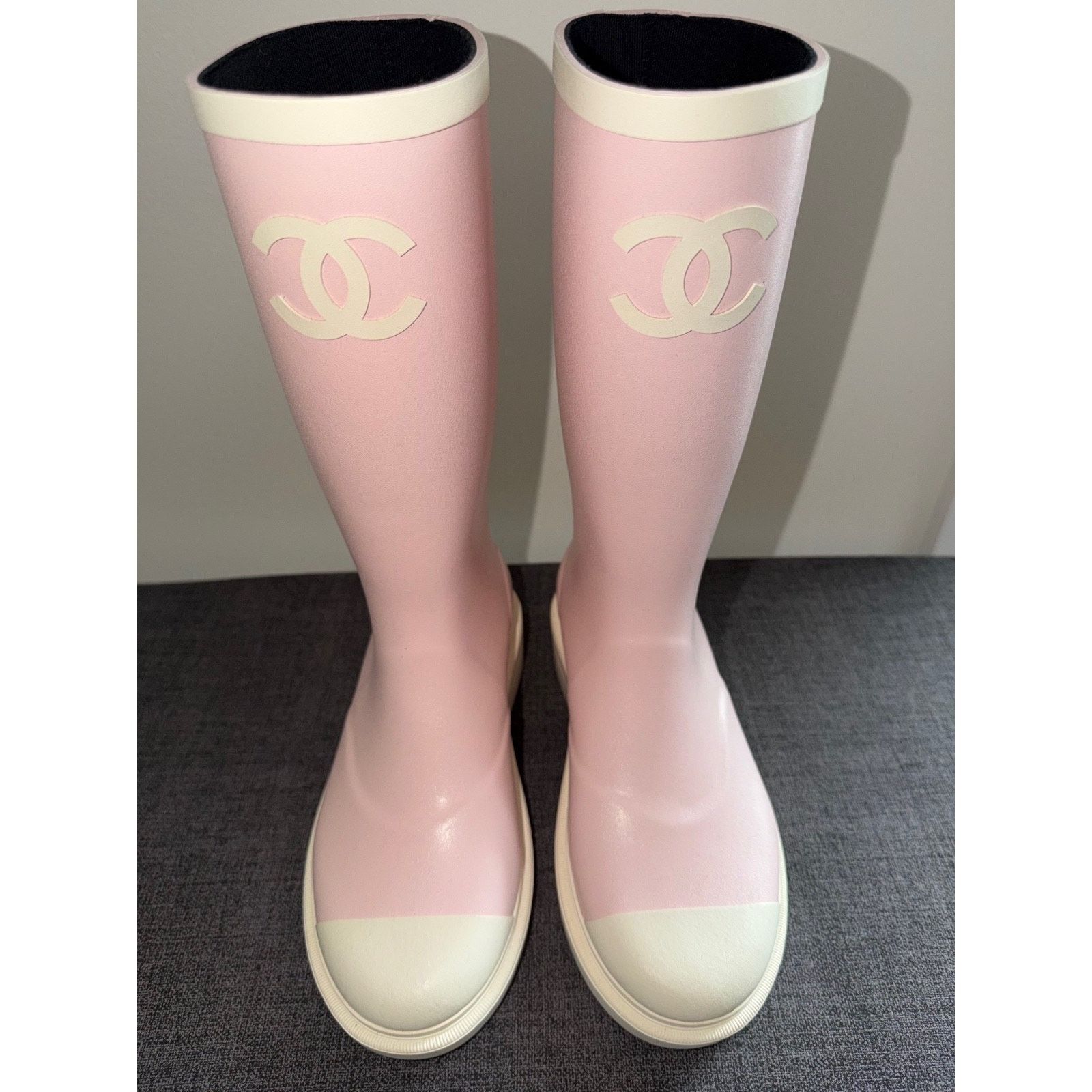 Chanel Chanel Rose Pink White Rubber Rain Boots 38 Size US 8 / IT 38 - 14 Thumbnail