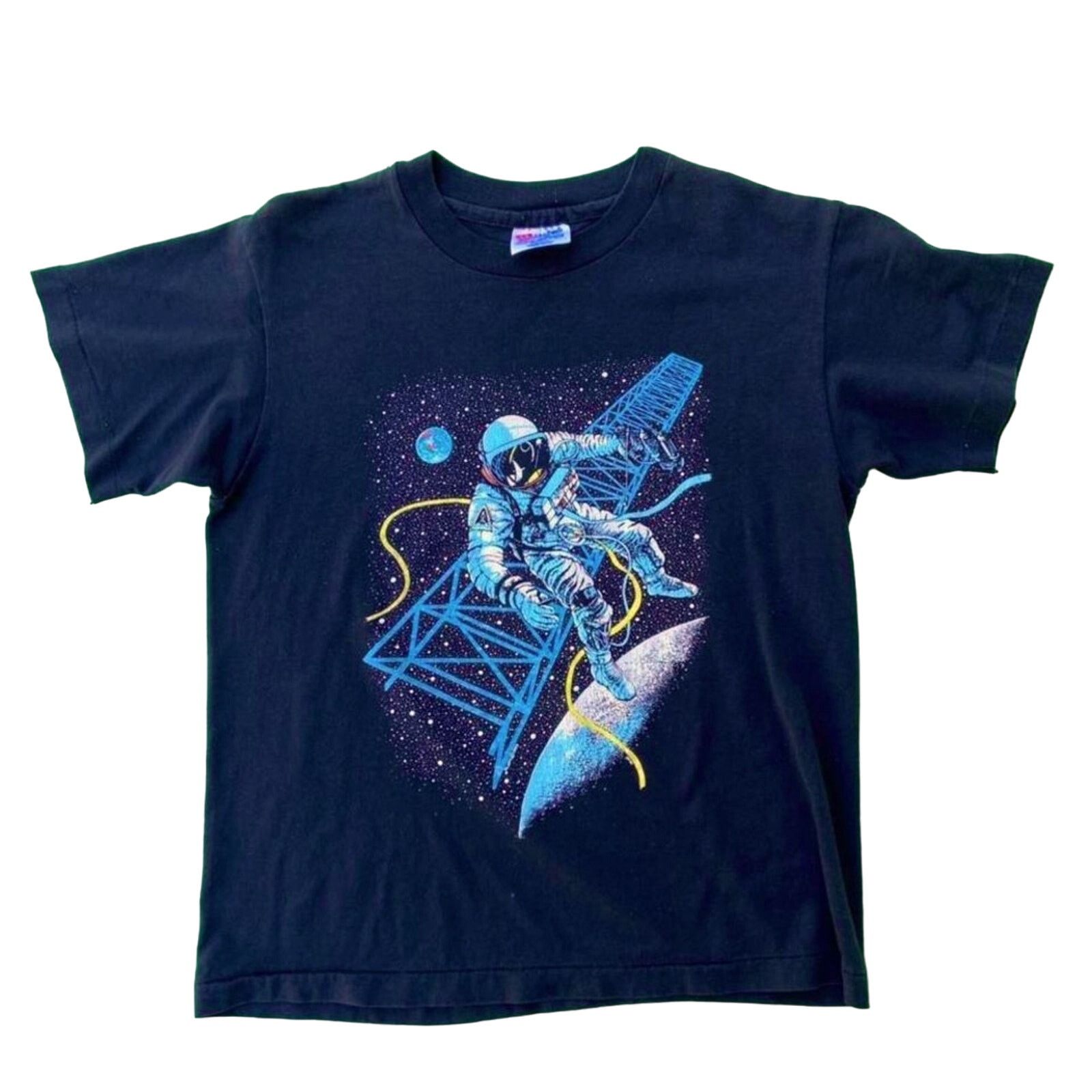 Vintage Vintage Glow-in-the-dark Astronaut T-Shirt Size S / US 4 / IT 40 - 1 Thumbnail