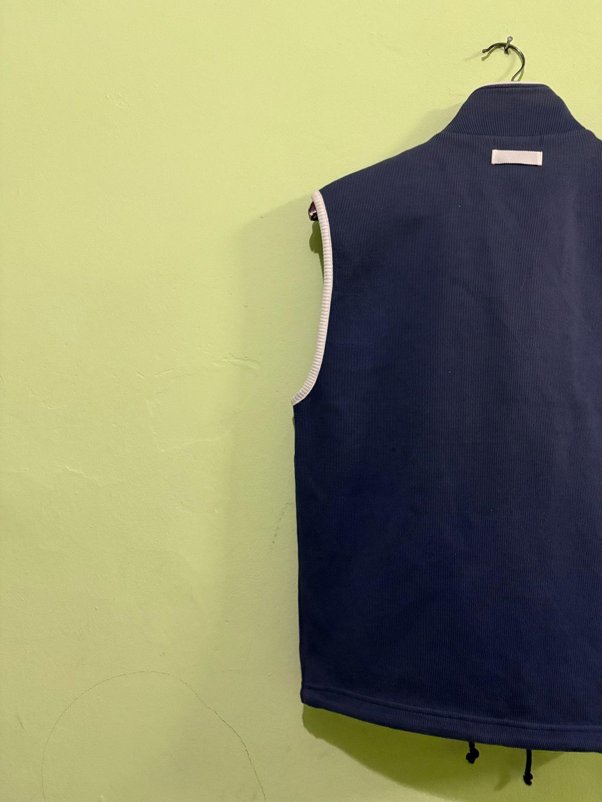 Fred Perry × Vintage Vintage Fred Perry Less Sleeve Jacket Small Logo Design Size US S / EU 44-46 / 1 - 10 Thumbnail