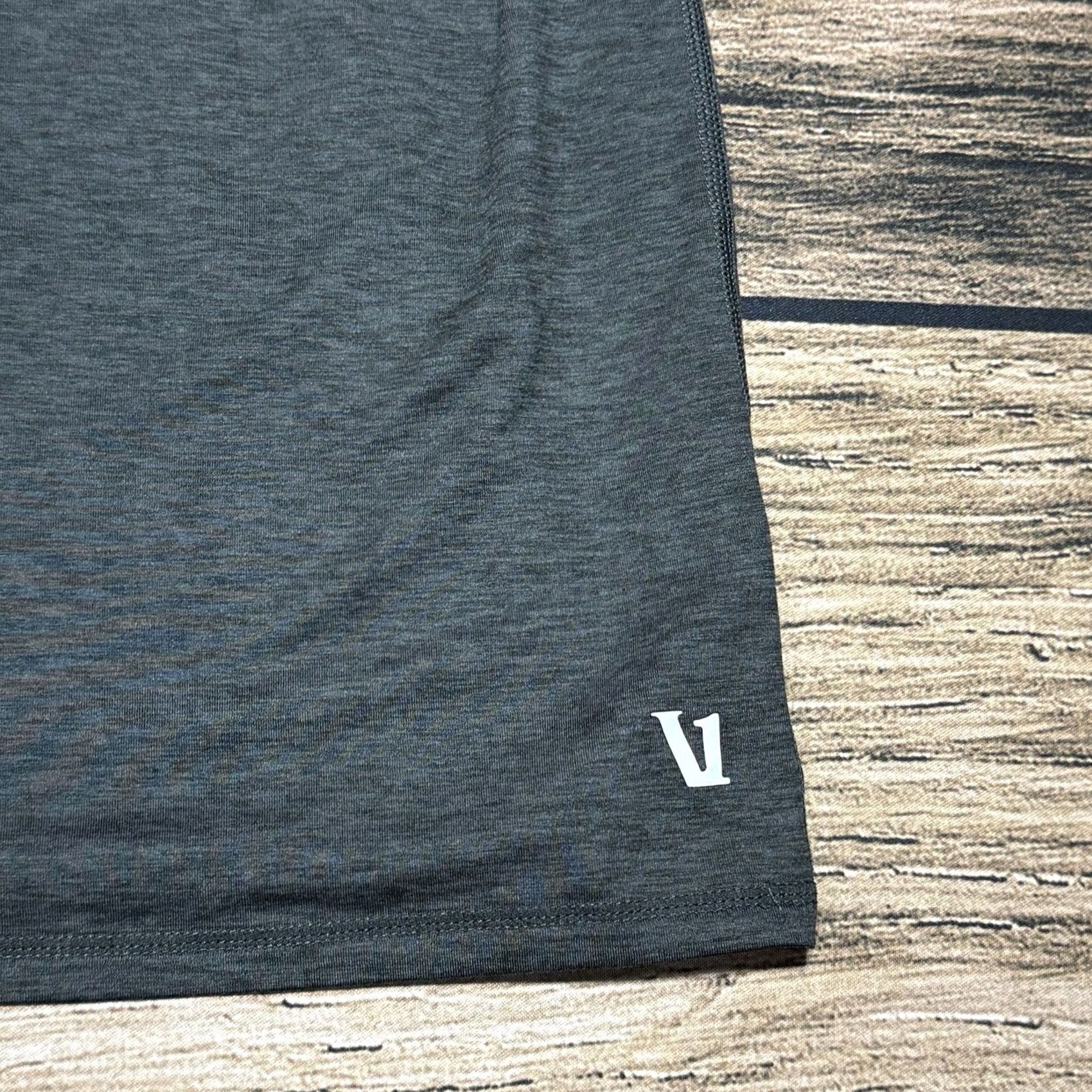 Vuori Vuori Shirt Mens XL Gray Ease Performance 1/2 Zip Pullover Golf Activewear Casual Moderate Weight Size US XL / EU 56 / 4 - 3 Thumbnail