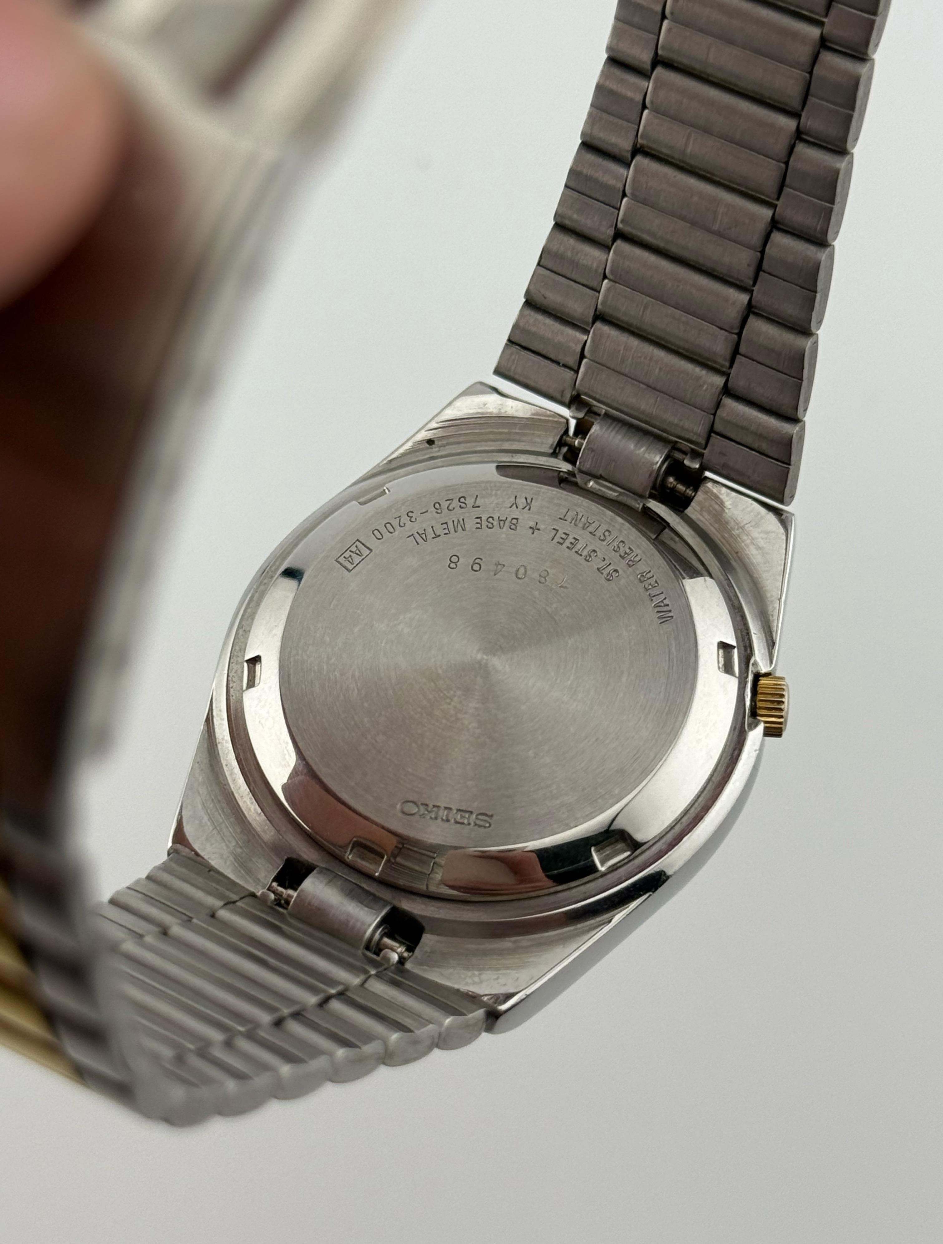 Seiko Classic Men's Wrist Watch|Luminous Dial Size 36 - 11 Thumbnail