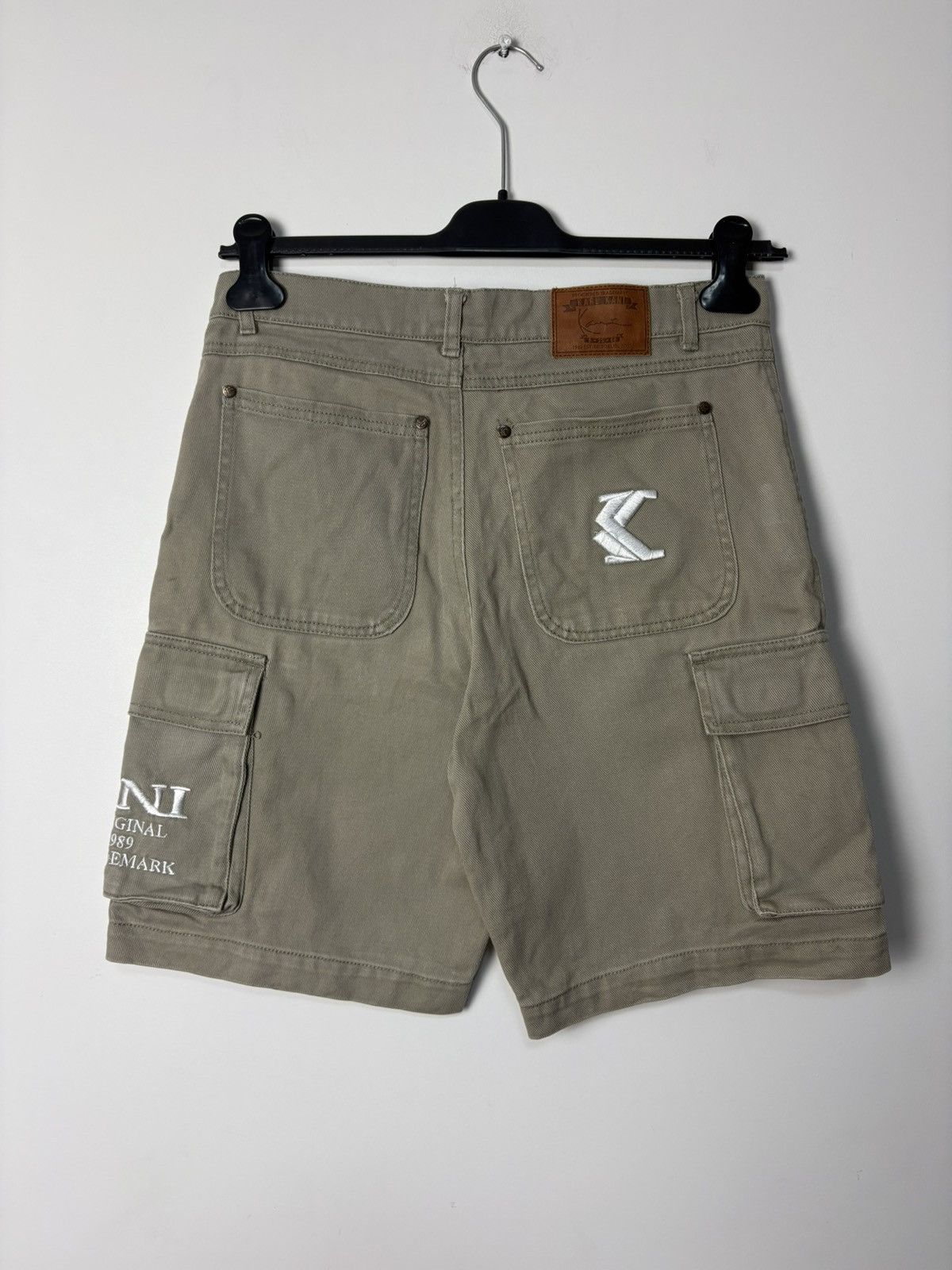 Karl Kani Karl Kani Cargo Logo shorts Y2K Streetwear Style Size US 30 / EU 46 - 1 Thumbnail