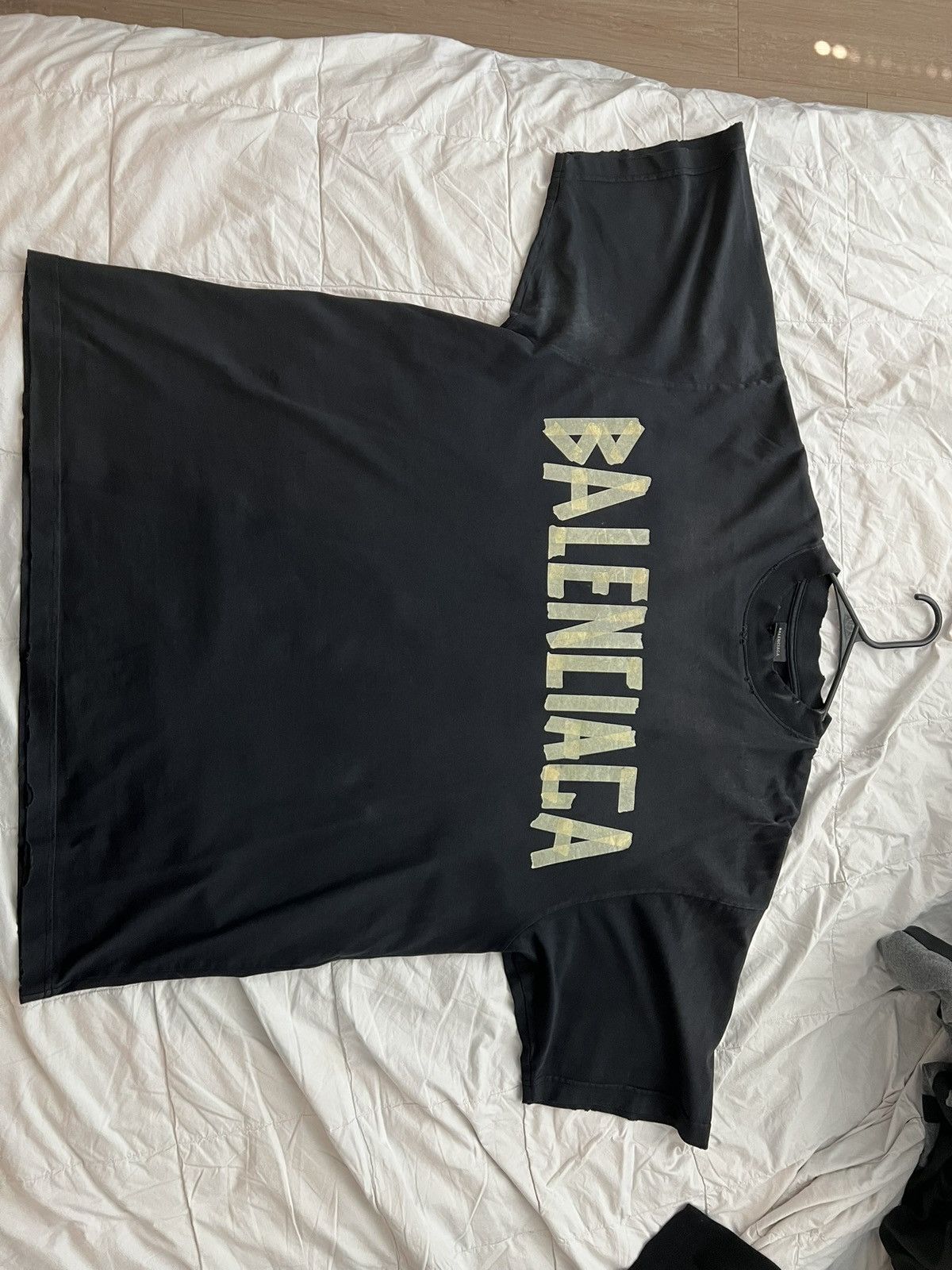 Balenciaga Balenciaga Masking Tape Logo T shirt Size US XL / EU 56 / 4 - 1 Thumbnail