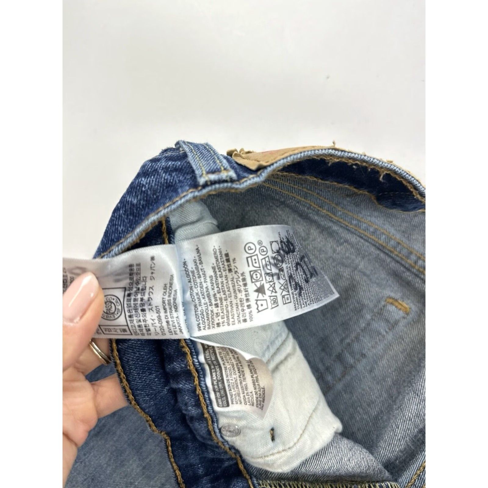 Levi's VINTAGE No Size US 34 / EU 50 - 5 Thumbnail