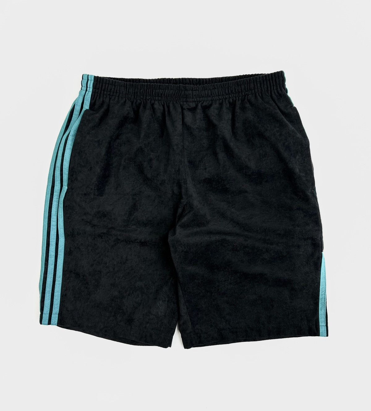 Adidas × Vintage rare Vintage 80-90s Adidas Velor Shorts Black Size US 32 / EU 48 - 2 Thumbnail