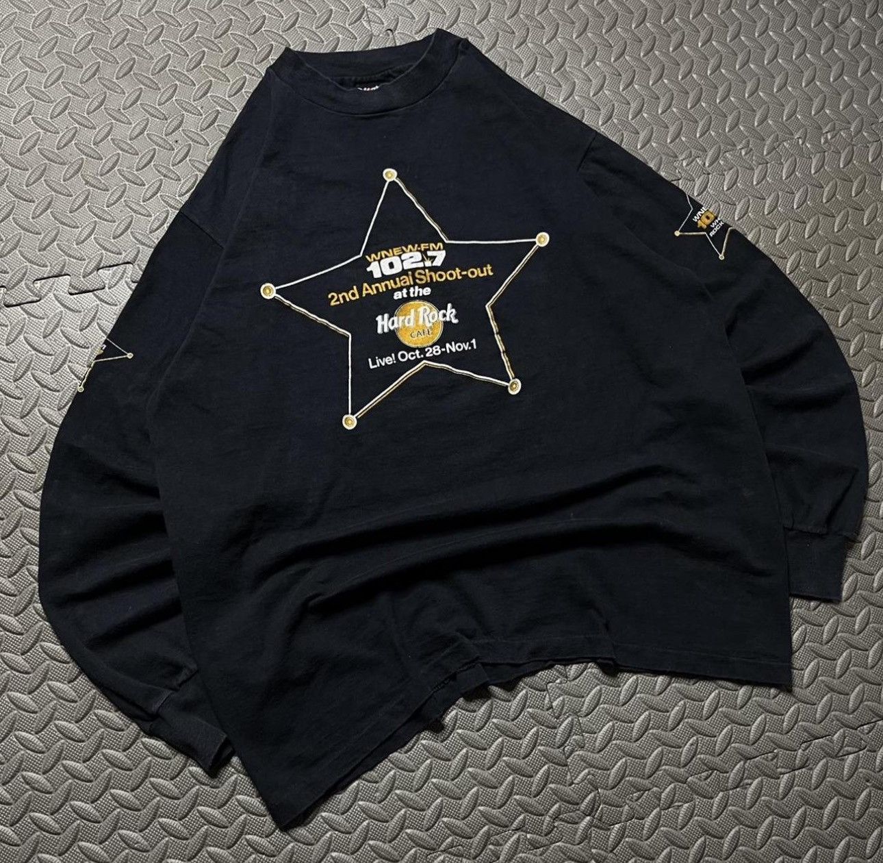 Vintage hardrock vintage long sleeve Size US L / EU 52-54 / 3 - 1 Thumbnail