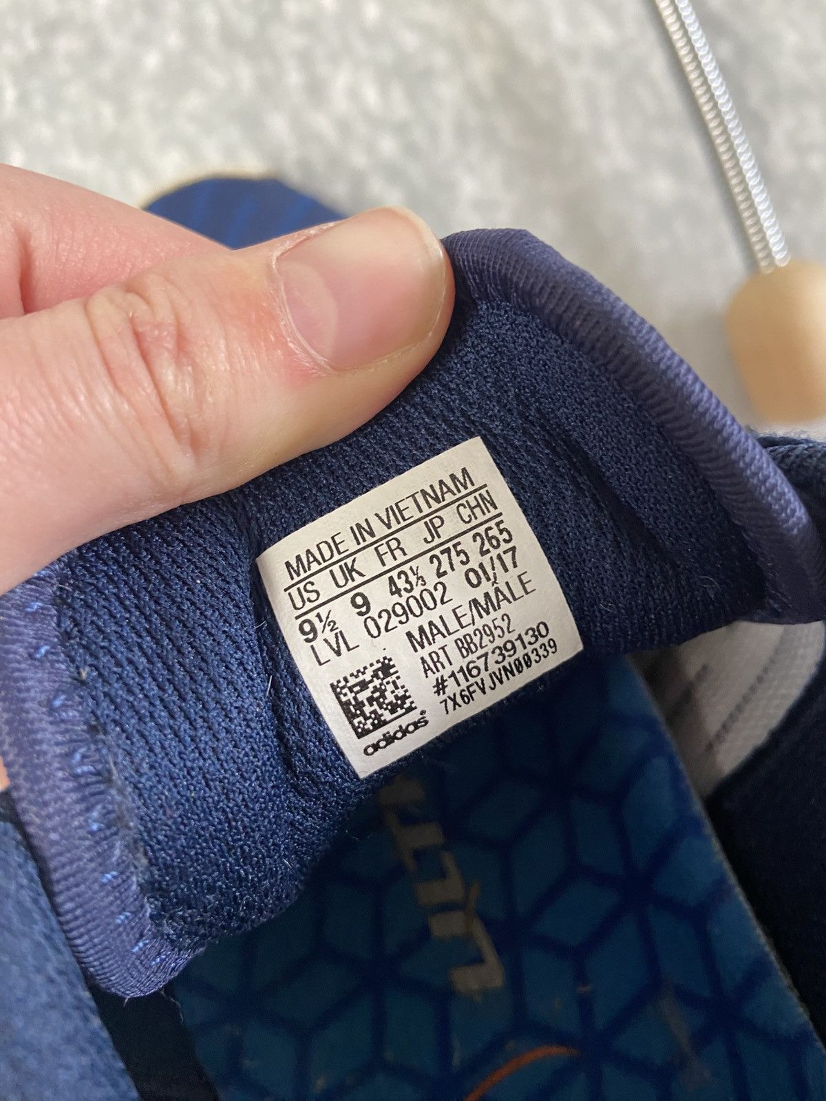 Adidas Adidas NMD R2 PK Collegiate Sneakers Size US 9.5 / EU 42-43 - 9 Thumbnail