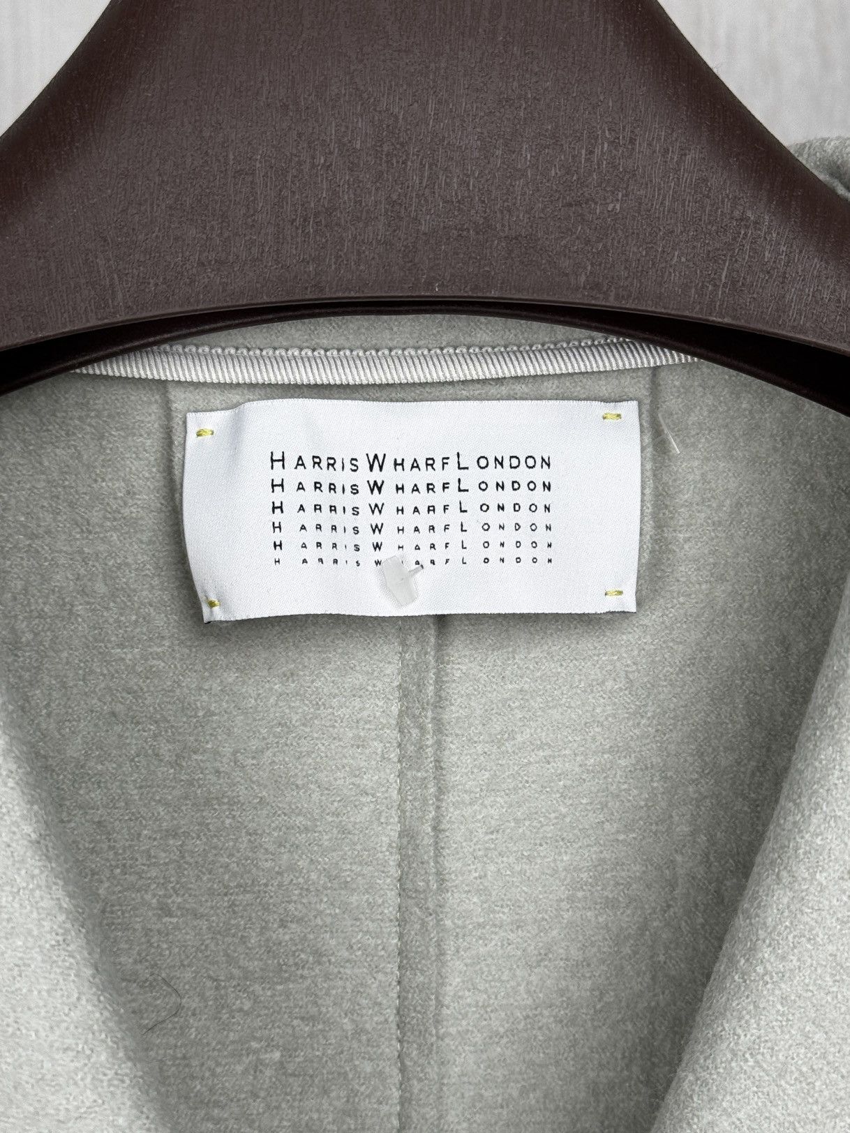 Harris Wharf London Harris Wharf London grey double-breasted wool coat blazer Size S / US 4 / IT 40 - 8 Thumbnail