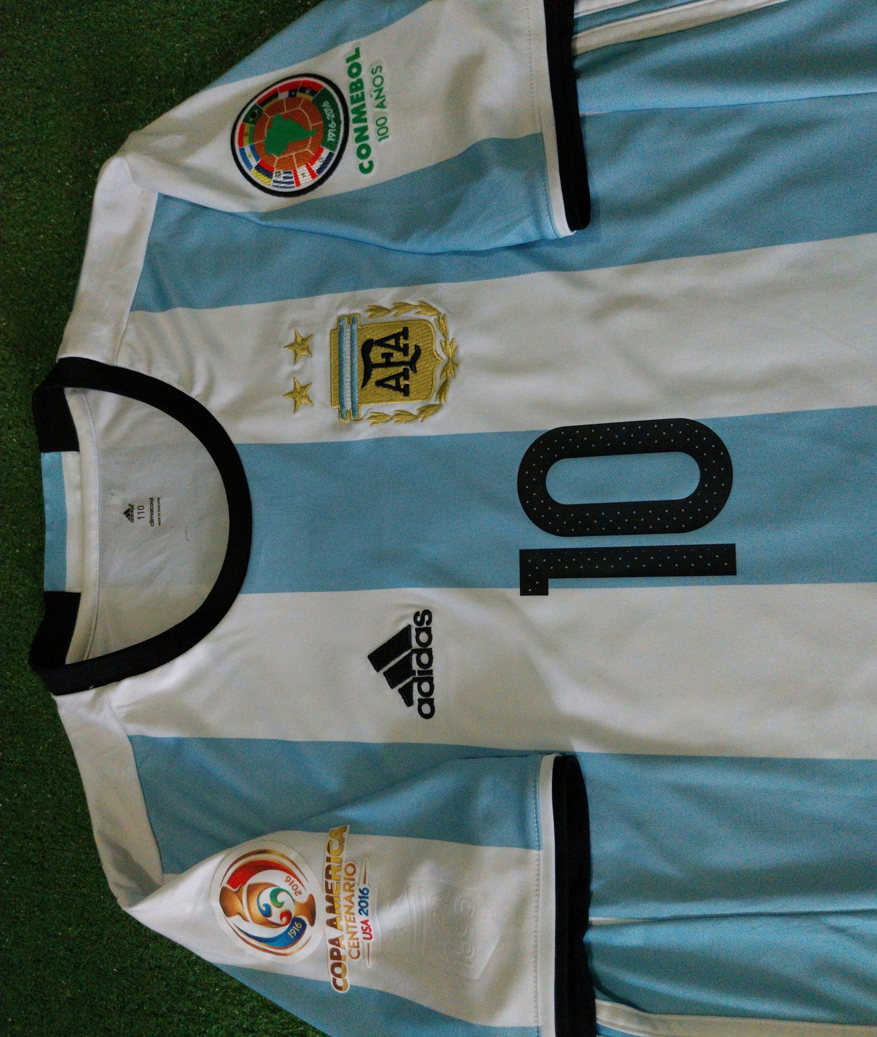 Adidas Argentina home 2016/2017 lionel messi jersey football Size US M / EU 48-50 / 2 - 3 Thumbnail