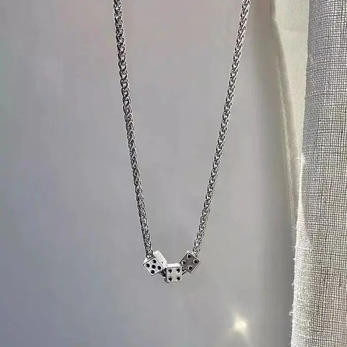Jewelry Dice Twisted Chain Clavicle Necklace Size ONE SIZE - 3 Thumbnail