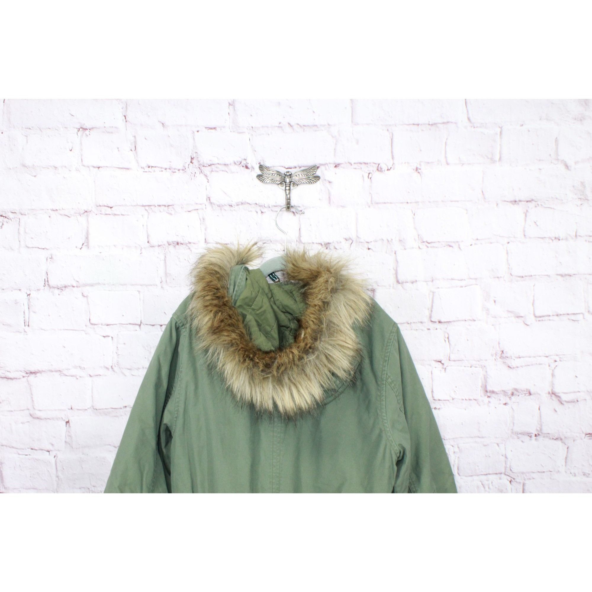 L.L. Bean LL Bean Women's East End Parka Deep Olive Size Small Pet Size S / US 4 / IT 40 - 4 Thumbnail