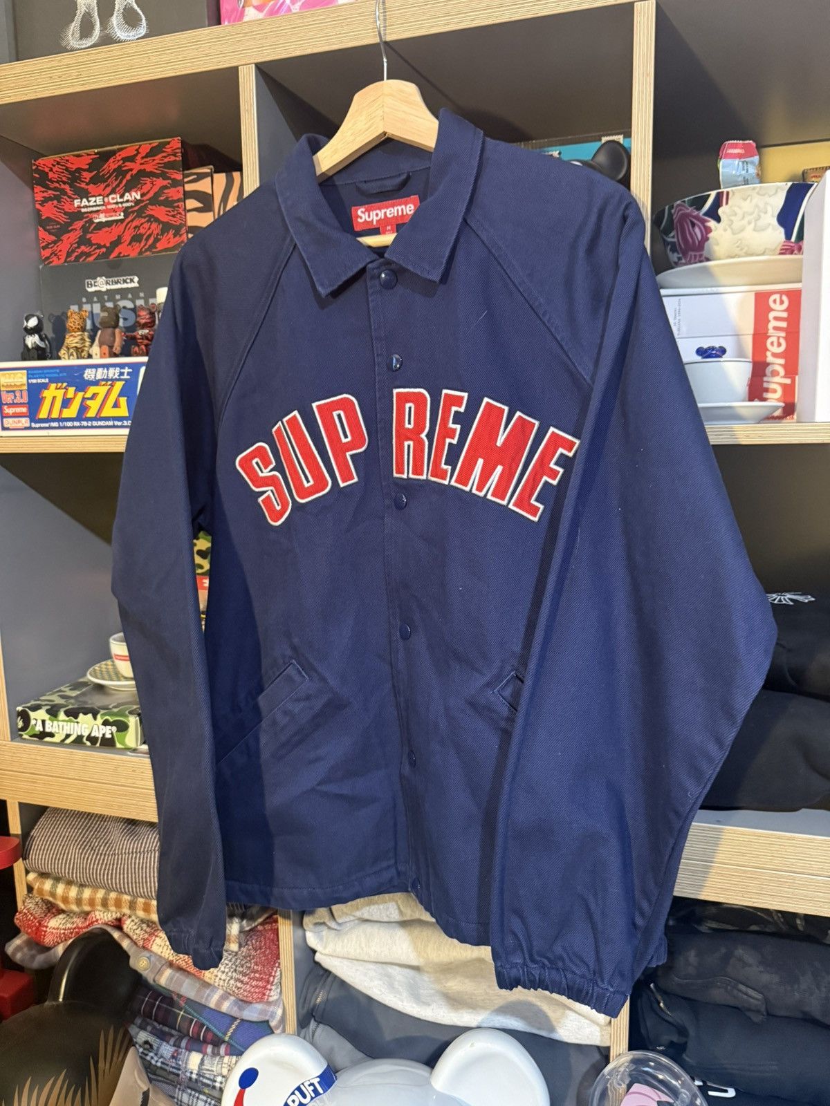 Supreme Supreme Navy/Red Arc Logo Denim Coach Jacket Size US M / EU 48-50 / 2 - 2 Thumbnail