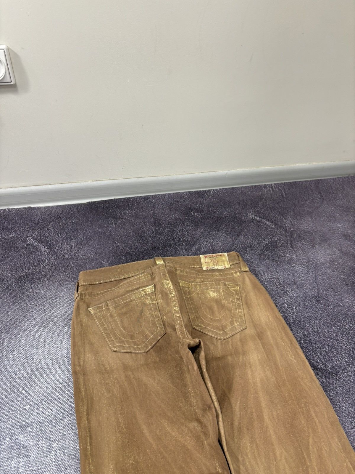 True Religion Vintage True Religion Y2K Women’s Gold Metallic Skinny Jeans Size 30" / US 8 / IT 44 - 16 Thumbnail