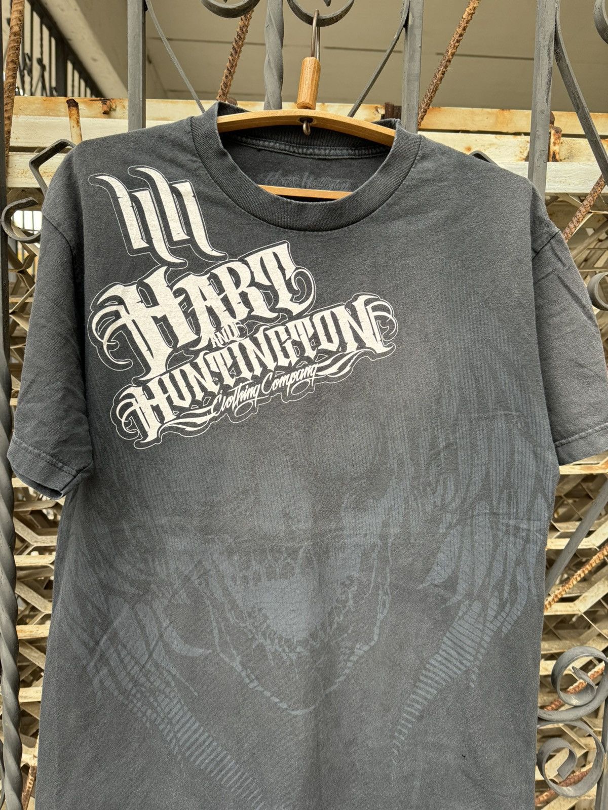 Affliction Hart and Huntington Graphic Print T Shirt Tatto Skull AOP Size US L / EU 52-54 / 3 - 8 Thumbnail