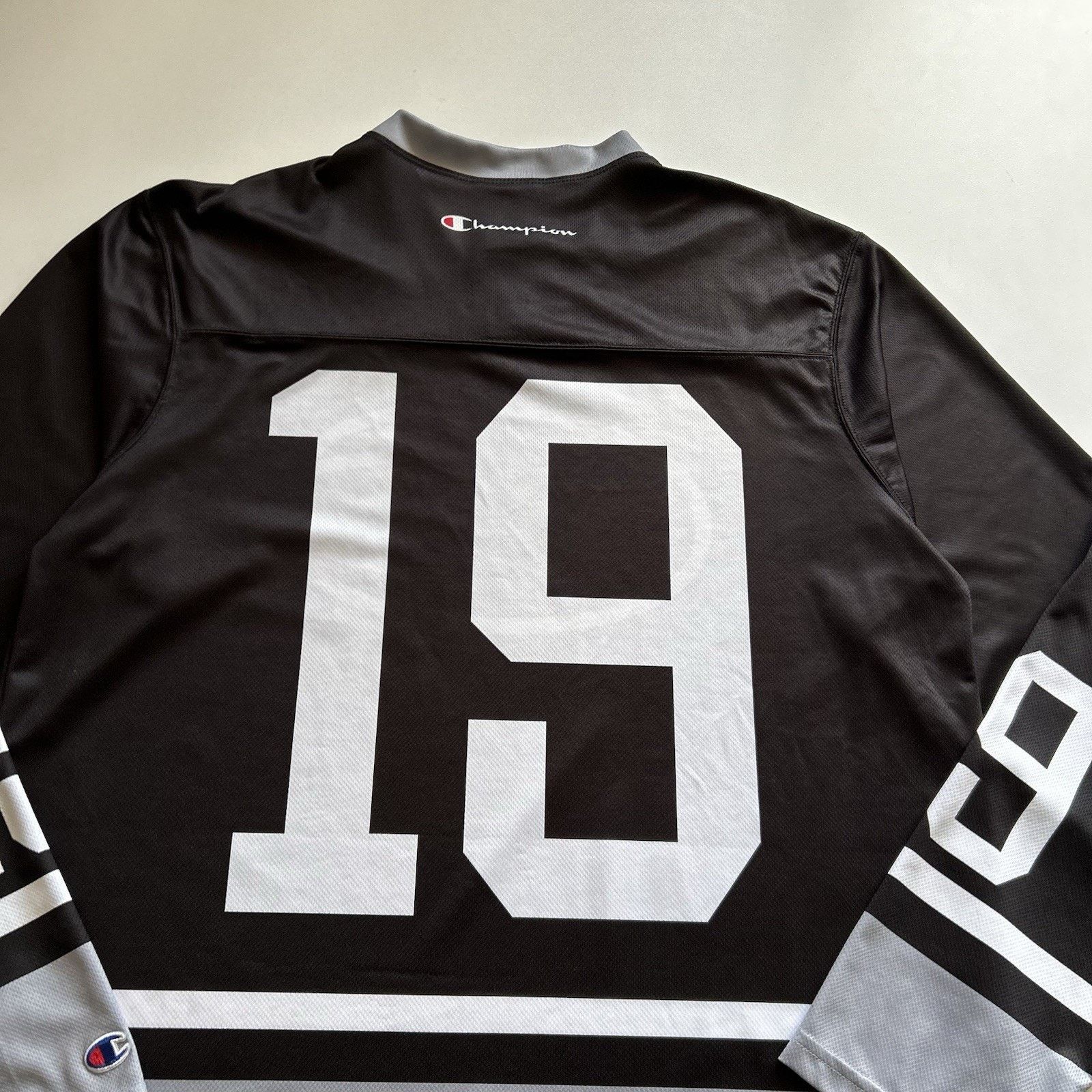 Champion Champion Hockey Jersey Black Long Sleeve Medium Vintage Y2K Size US M / EU 48-50 / 2 - 4 Thumbnail