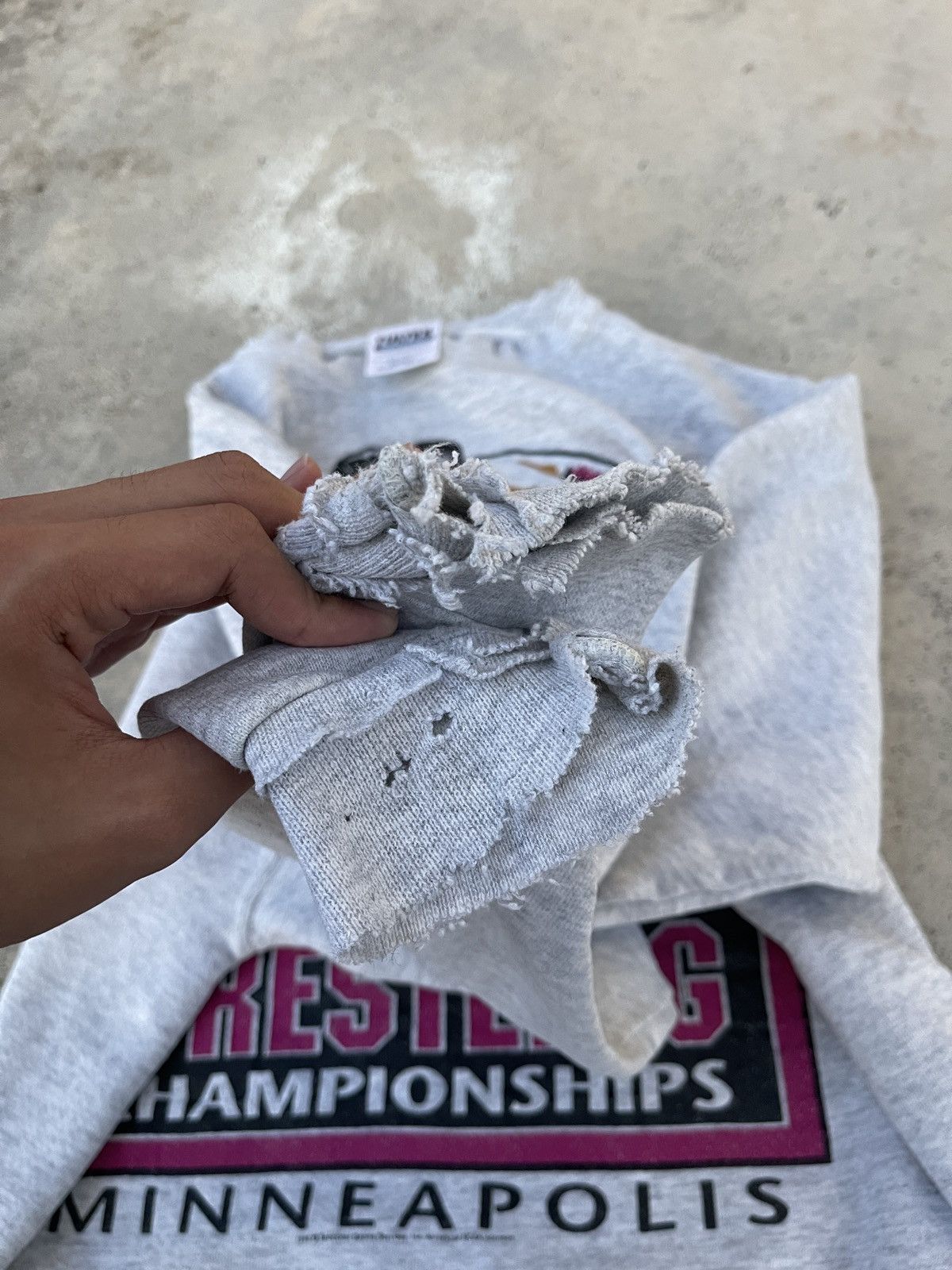 NCAA × Tultex × Vintage Vintage Distressed NCAA Wrestling Championships Sweatshirt Size US M / EU 48-50 / 2 - 9 Thumbnail