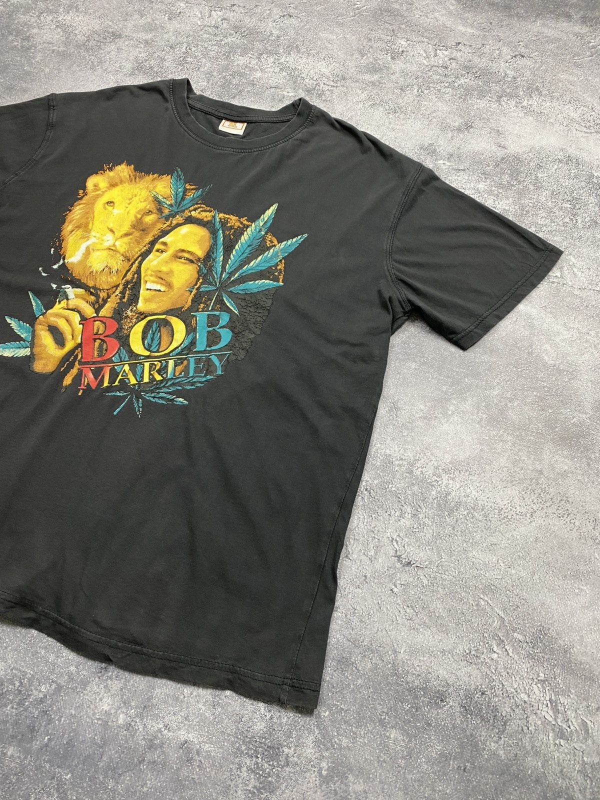 Band Tees Vintage Y2K Bob Marley T-Shirt Band Graphic Short Sleeve Tee Size US XL / EU 56 / 4 - 4 Thumbnail