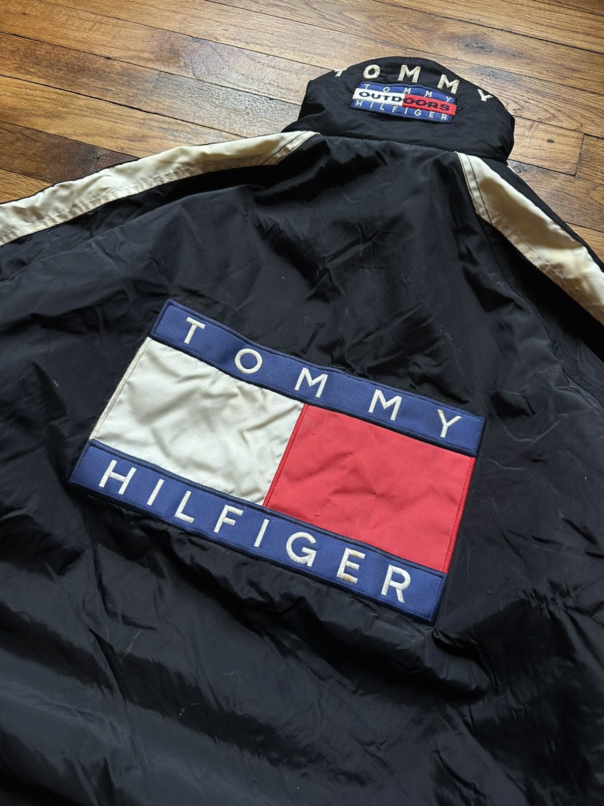Tommy Hilfiger × Vintage Vintage Tommy Hilfiger Outdoor Jacket Coat 90s Parka Size US XL / EU 56 / 4 - 2 Thumbnail