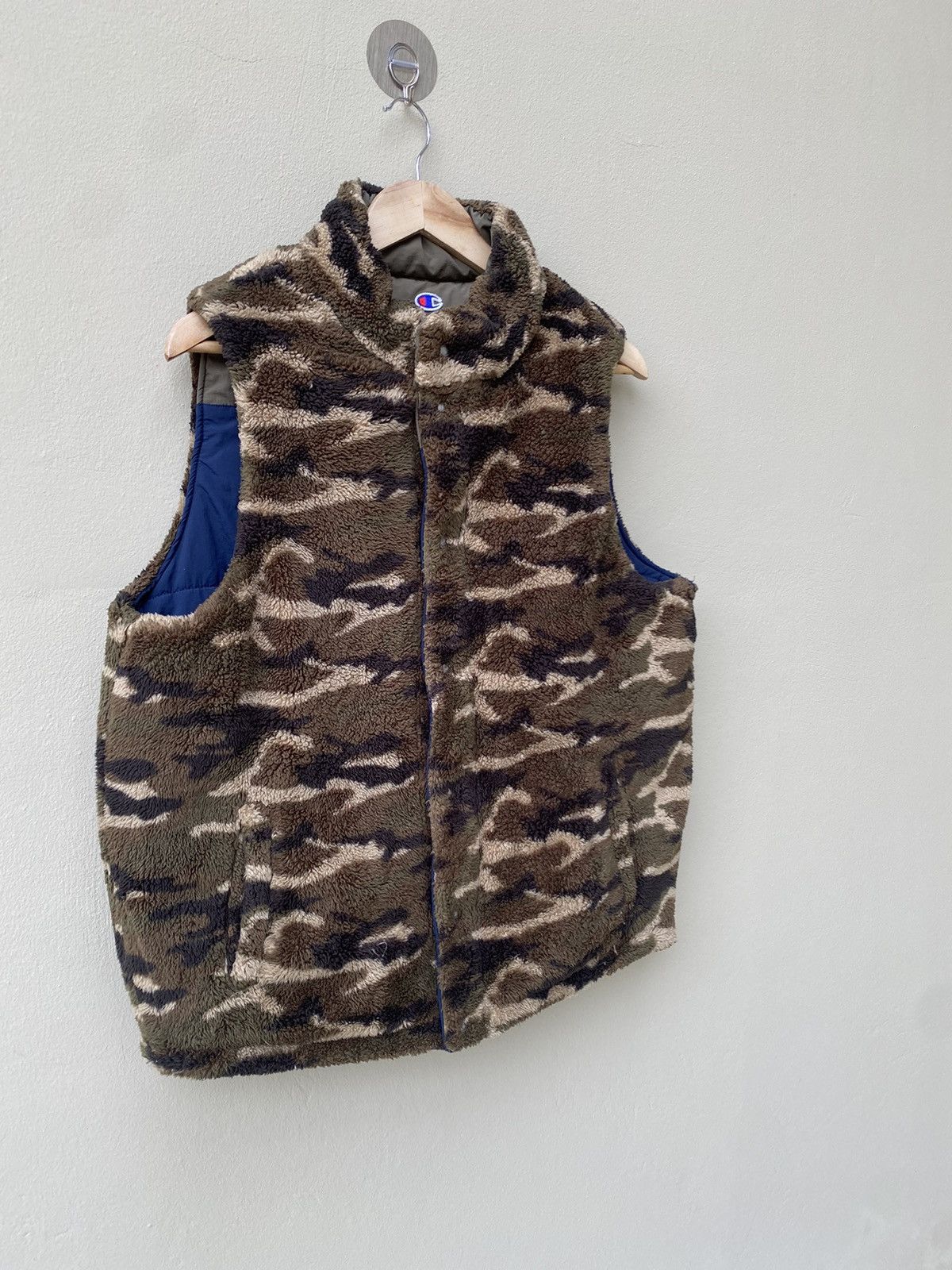 Champion × Vintage RARE CHAMPION REVERSIBLE CAMO VEST Size US L / EU 52-54 / 3 - 8 Thumbnail