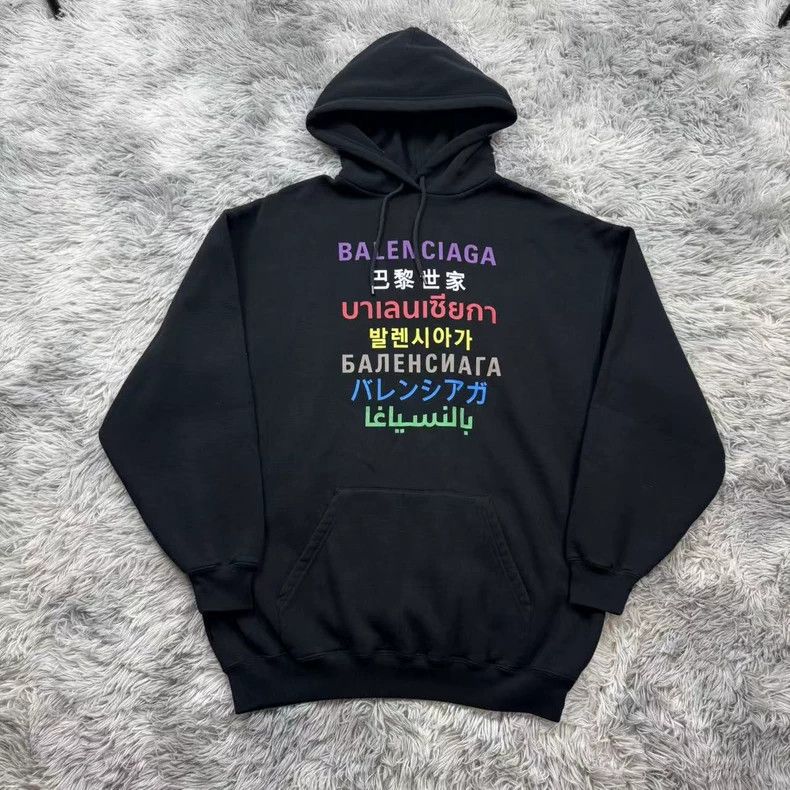 Balenciaga Balenciaga Seven-language sweatshirt 2504-Nextarrow Size US S / EU 44-46 / 1 - 1 Thumbnail