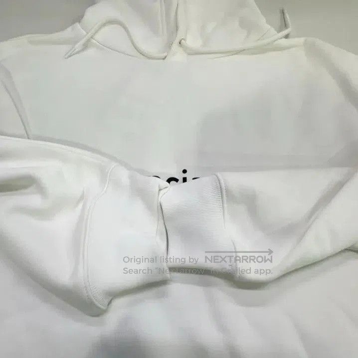 Balenciaga Balenciaga Oversized White Hoodie for Men. Size US S / EU 44-46 / 1 - 6 Thumbnail