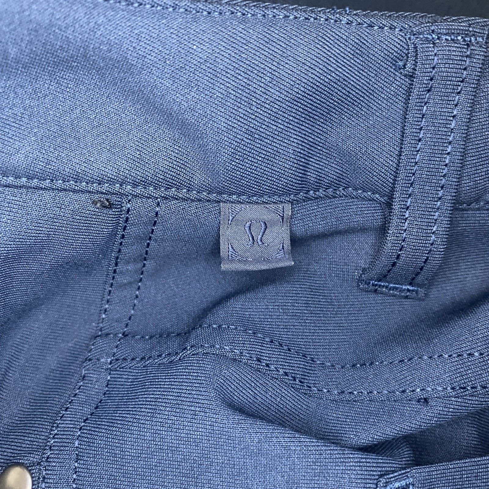 Lululemon Lululemon ABC Pants 36x28 Classic Fit Warpstreme 5 Pocket Size US 36 / EU 52 - 8 Thumbnail