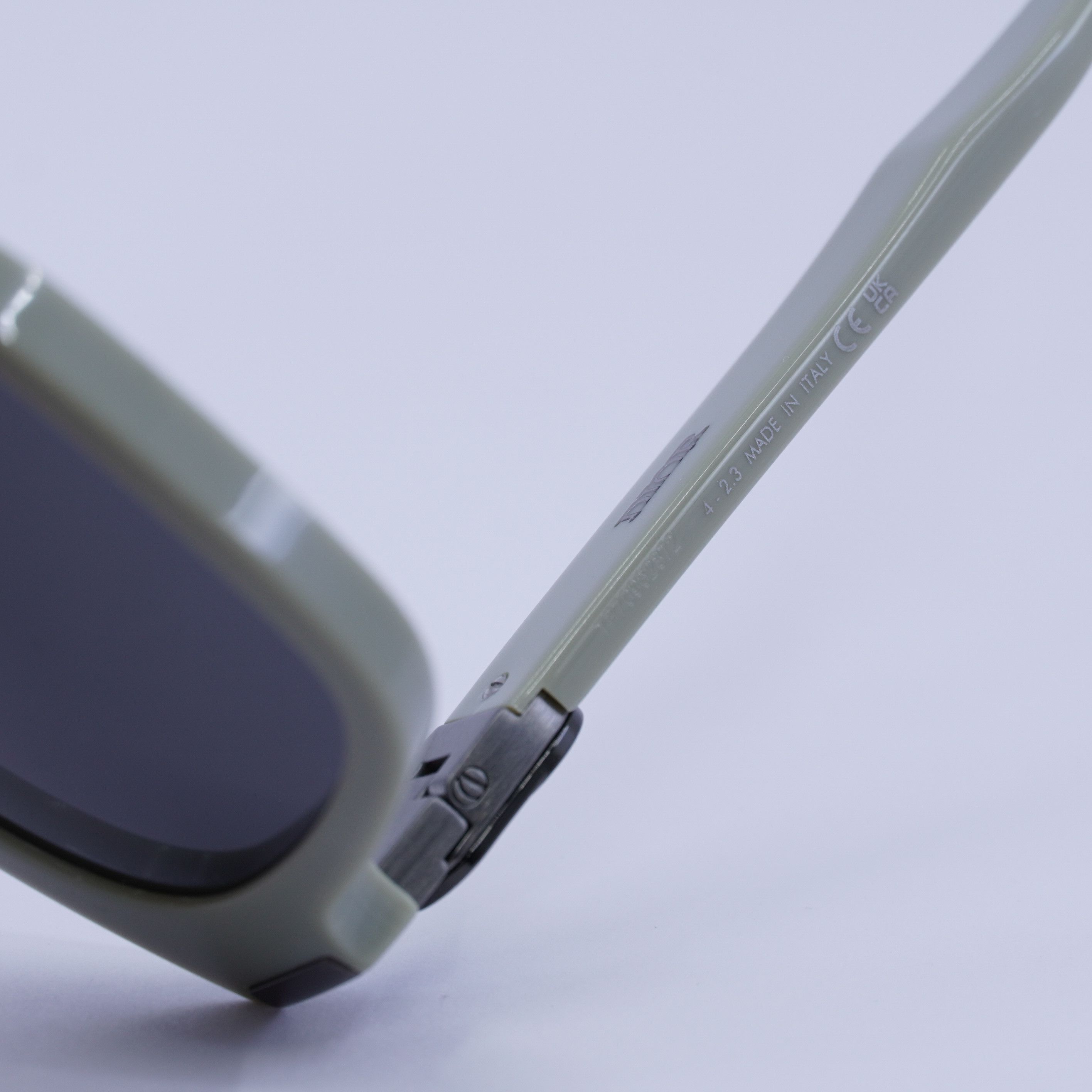 Dior Dior CD ICON S3F 78A0 Sunglasses Grey Square Frame Size ONE SIZE - 4 Thumbnail