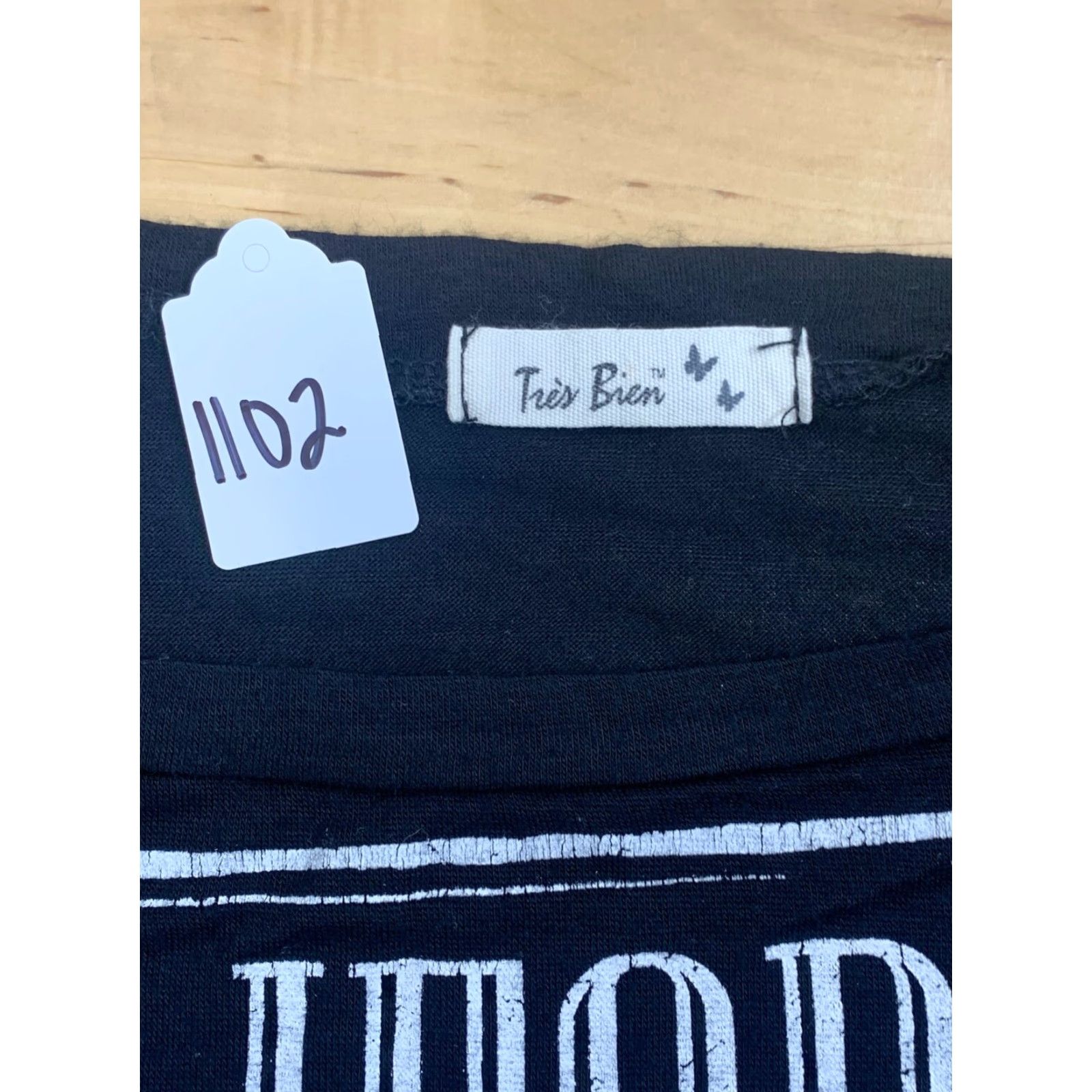 Tres Bien Tres Bien California Dream T-Shirt Short Sleeve Women Small Black Blue Cotton Spandex Rayon blend Logo Graphic Tee 90s Womens Size L / US 10 / IT 46 - 4 Thumbnail