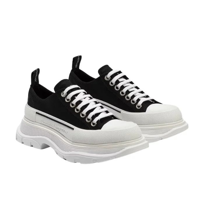 Alexander McQueen o1wfsh0625 Sneakers Black & White Size US 12 / EU 45 - 1 Thumbnail