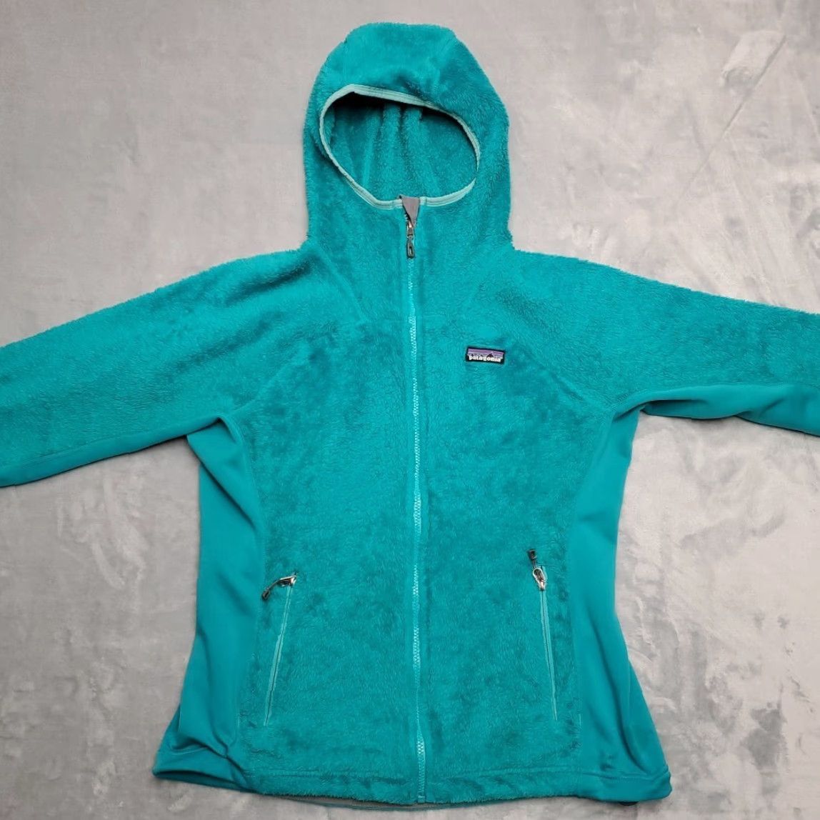 Patagonia VINTAGE Patagonia Regulator Jacket Women L Green Hooded Fleece Full Zip Made in USA Size L / US 10 / IT 46 - 7 Thumbnail