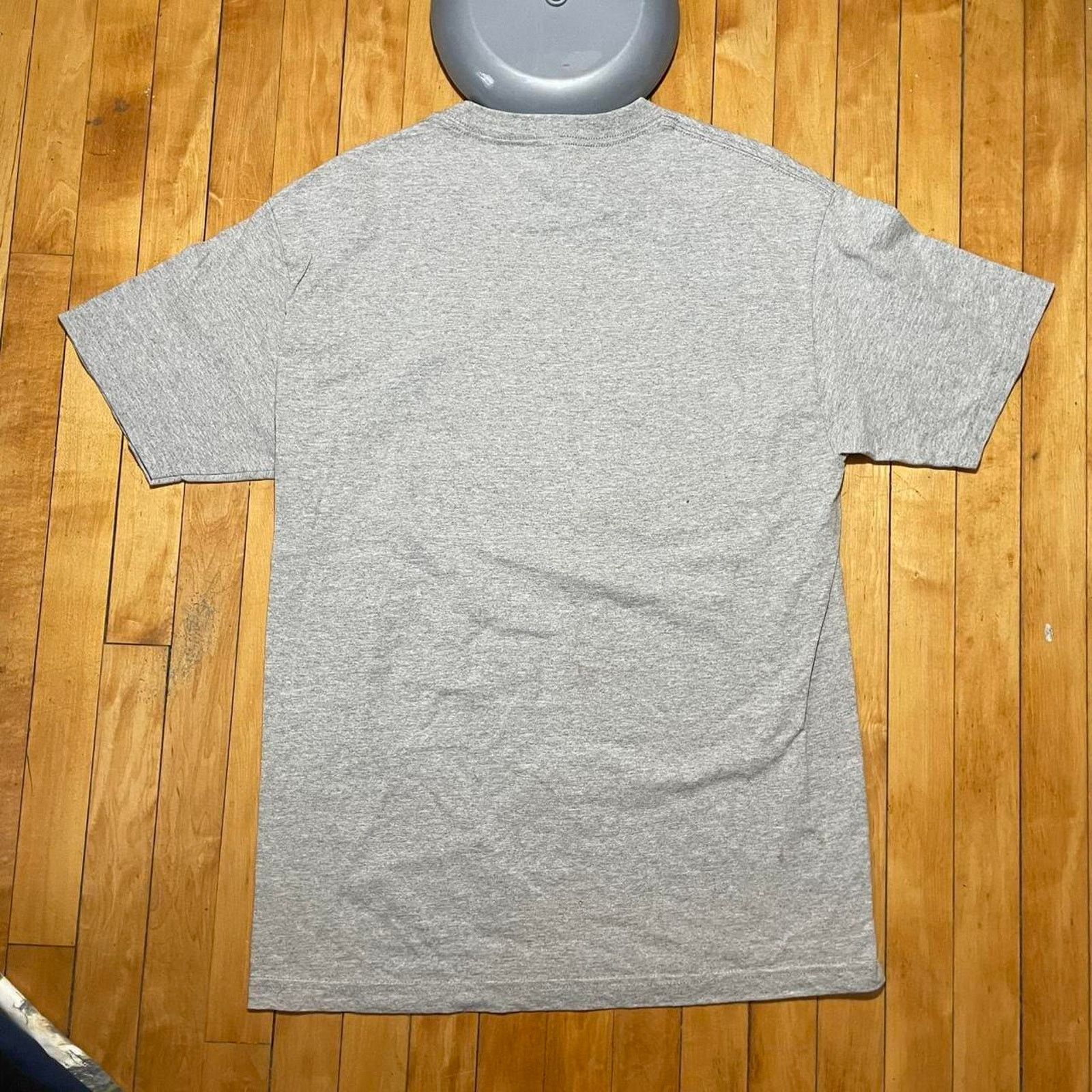 MLB 90s Grey Wrigley Field funny tee with red accents Size L Size US L / EU 52-54 / 3 - 3 Thumbnail