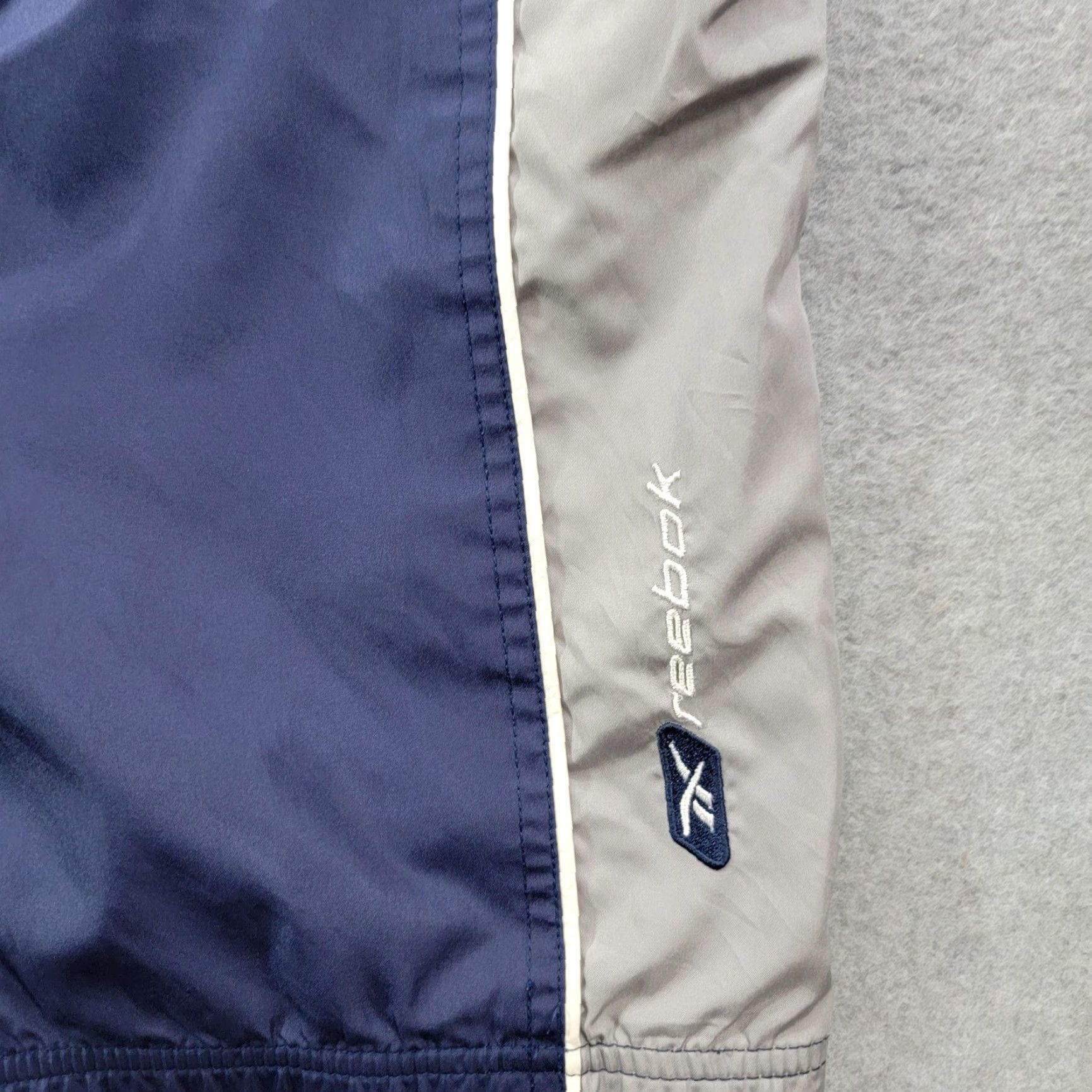 Reebok Reebok Pants Mens XL Blue Colorblock Lined Track Warm Up Elastic Waist Adjustable Pockets LTRB Relaxed Tapered Size US 36 / EU 52 - 3 Thumbnail
