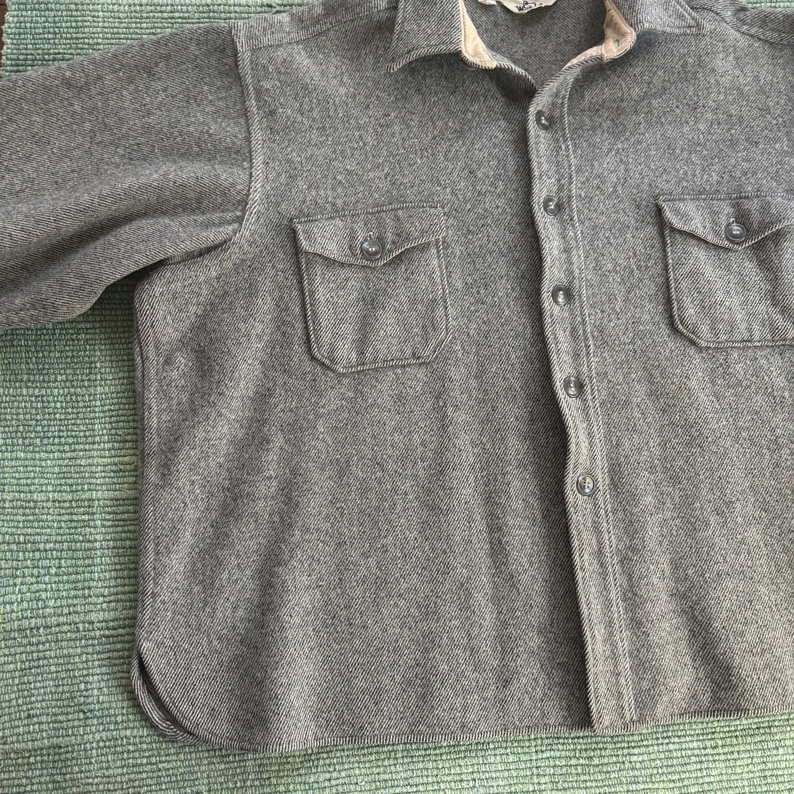 Vintage × Woolrich Woolen Mills Vintage 70s 80s Gray Wool Boxy Woolrich Flannel Shirt XL/XXL Size US XL / EU 56 / 4 - 7 Thumbnail